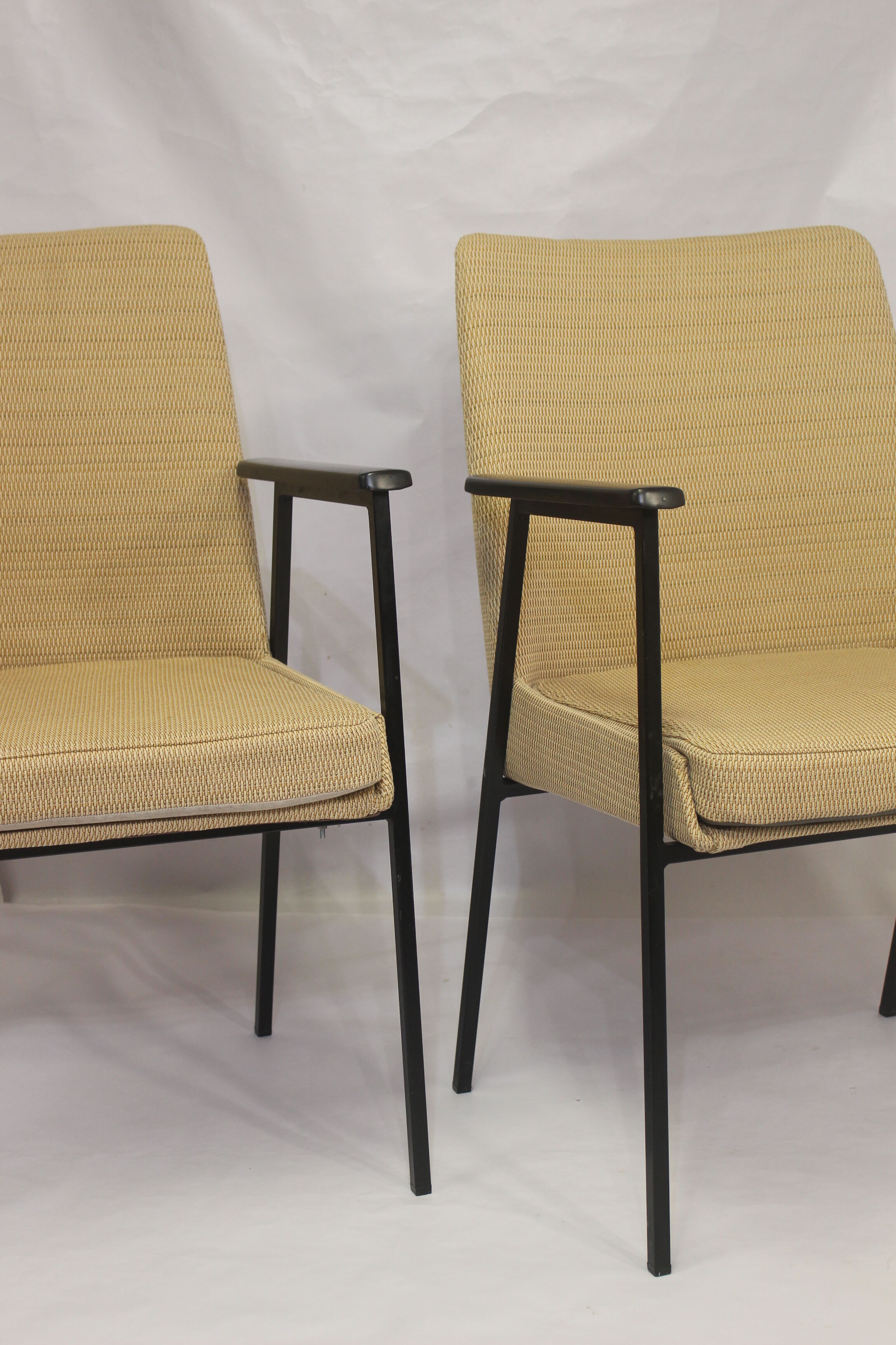 Pair of armchairs by Mauser, 1960