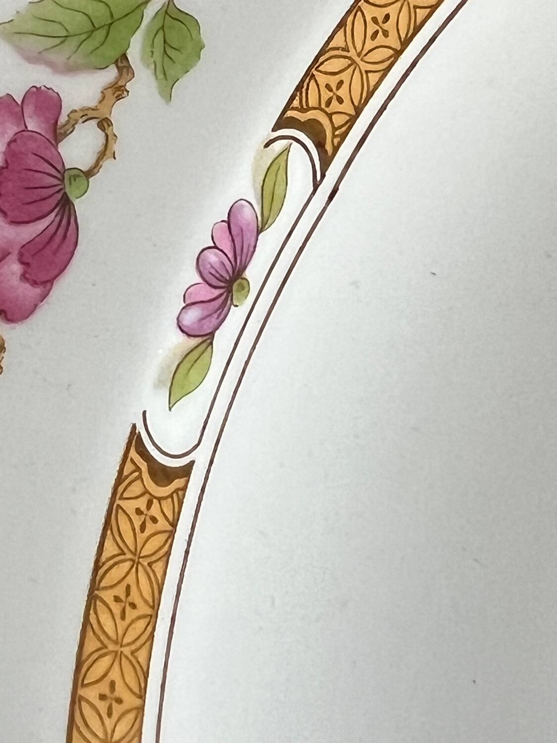 Vintage Pontesa round dish