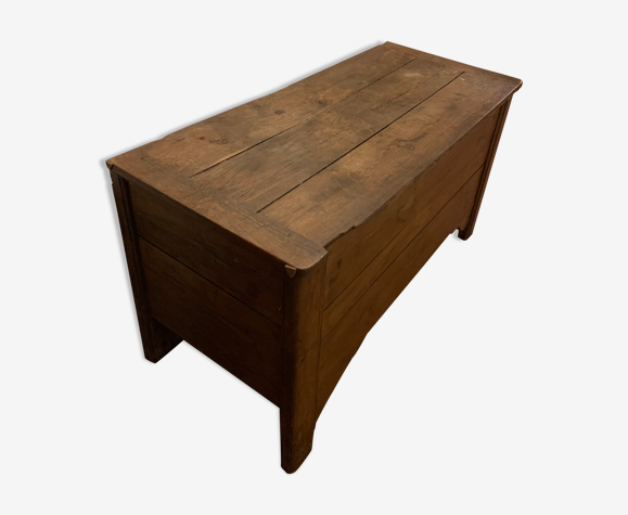 Mae ancienne en bois massif