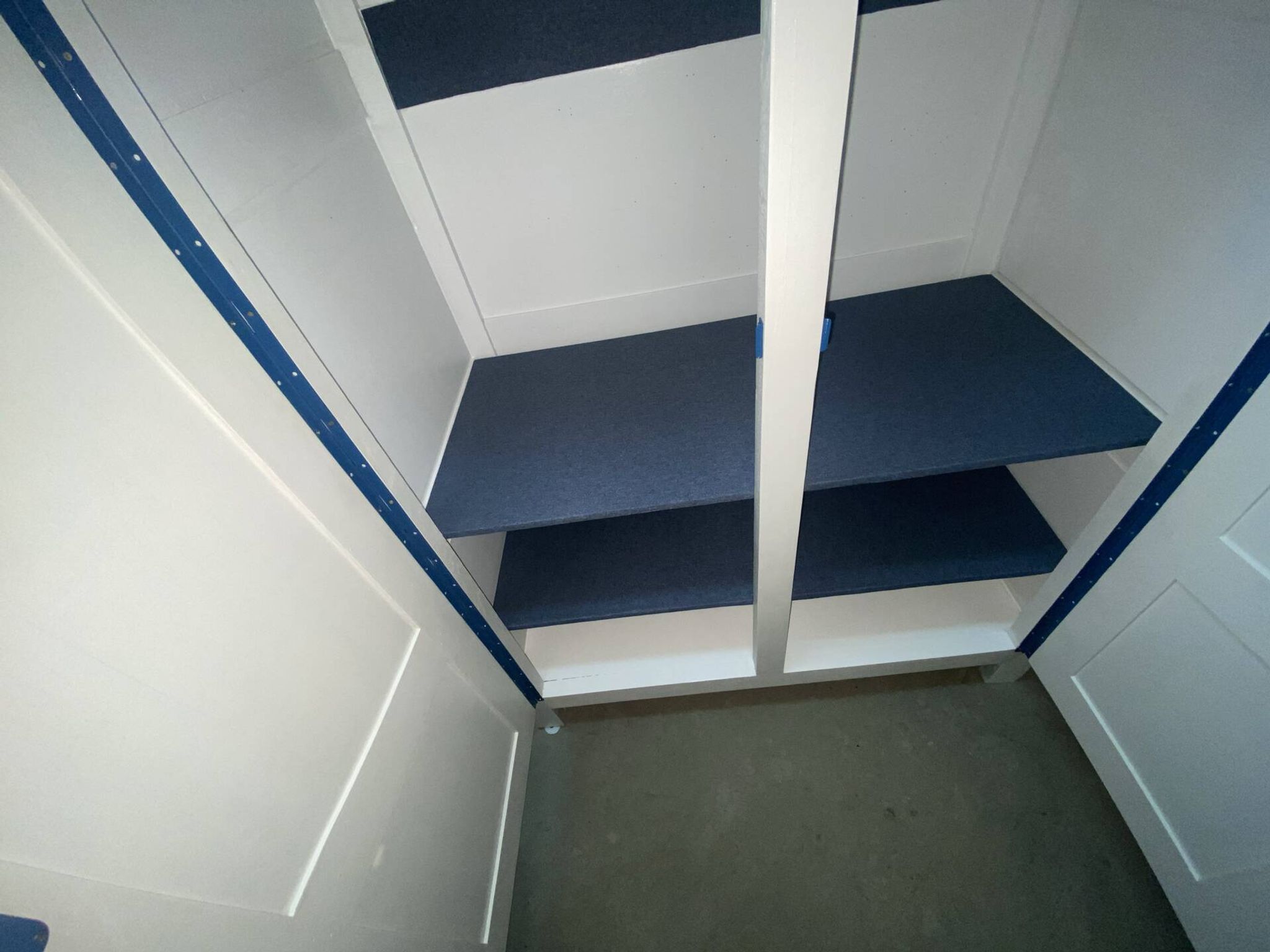 Dressing Room Revamped White/ Denim Fabric (Country Style - Shabby Chic)