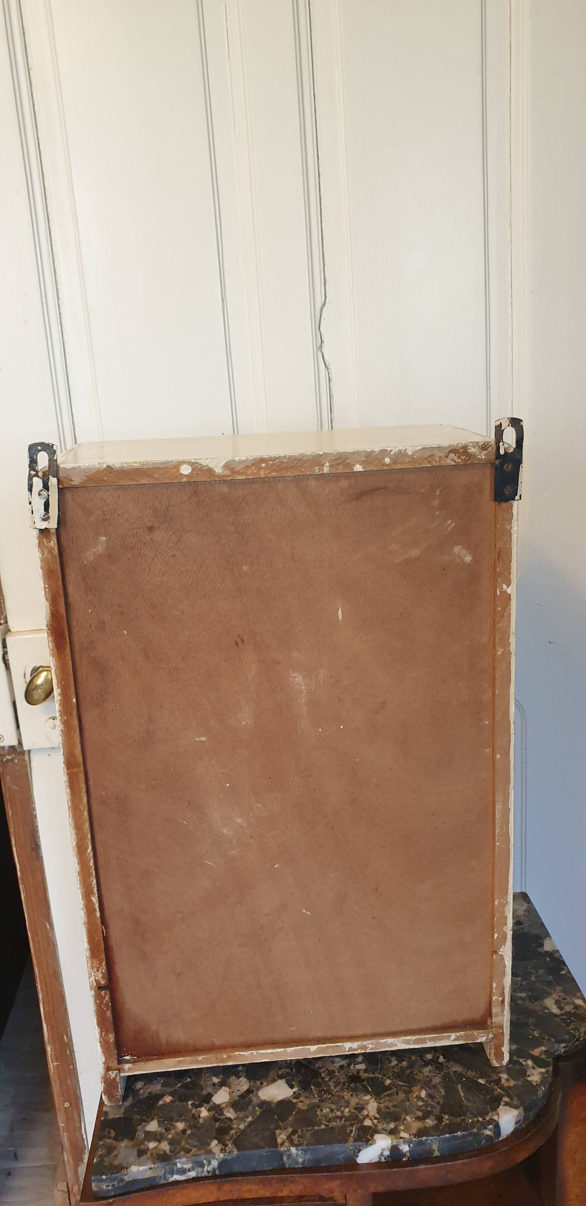 Medicine cabinet