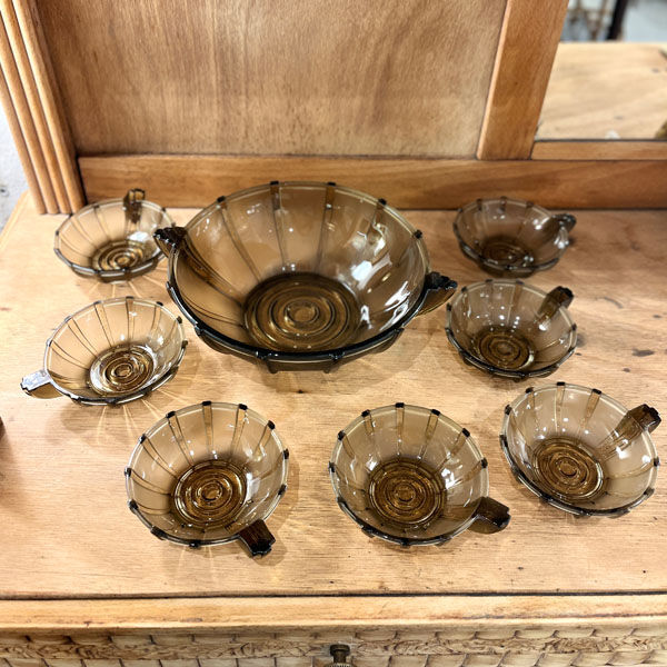 Art Deco glass dessert service, 1 cup and 7 cups