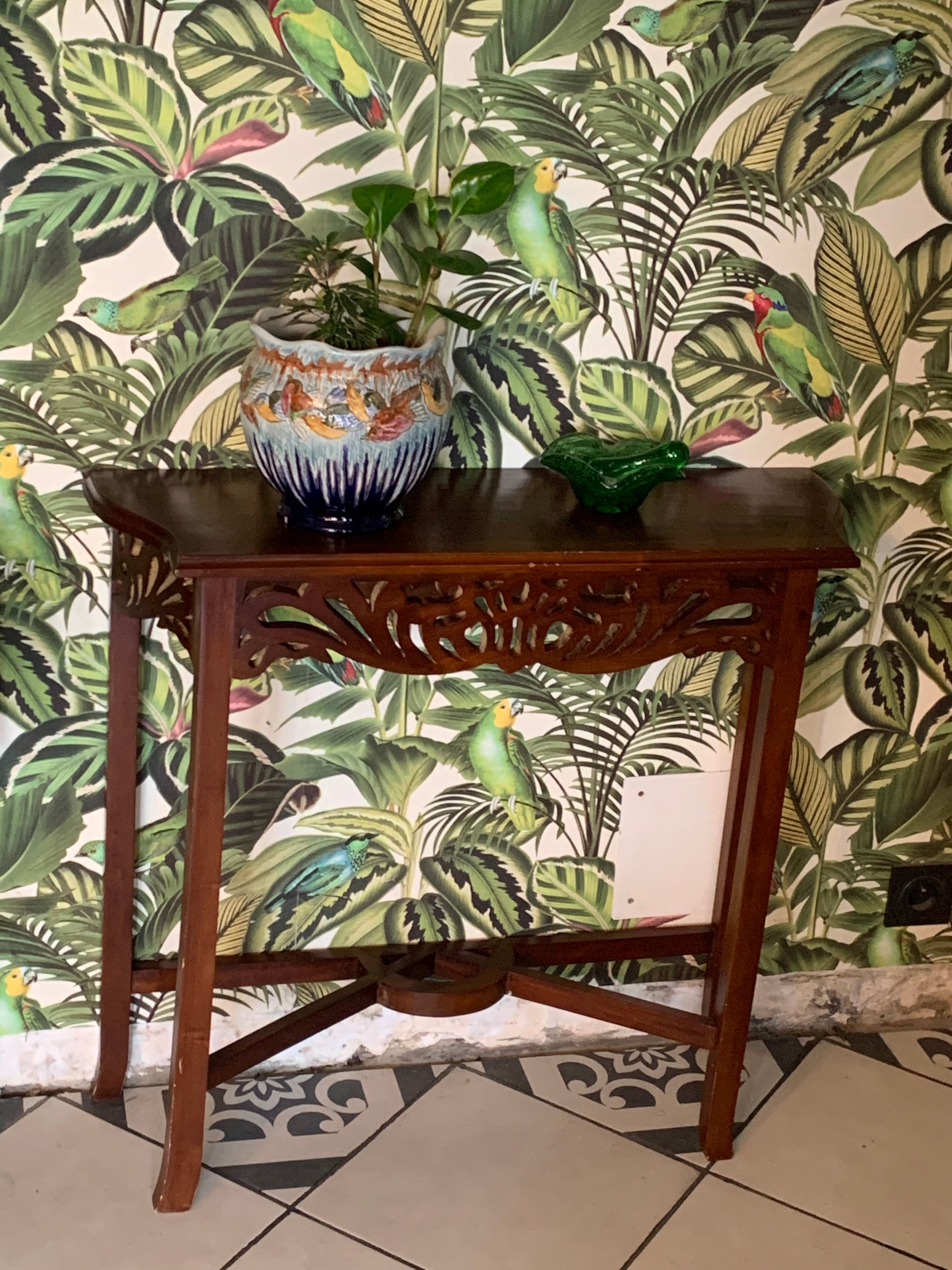 Vintage carved wooden console and aesthetics