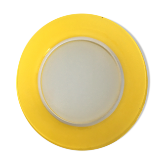 flat plate vintage yellow Duralex