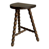 Tabouret ancien tripode en bois sculpté torsadé