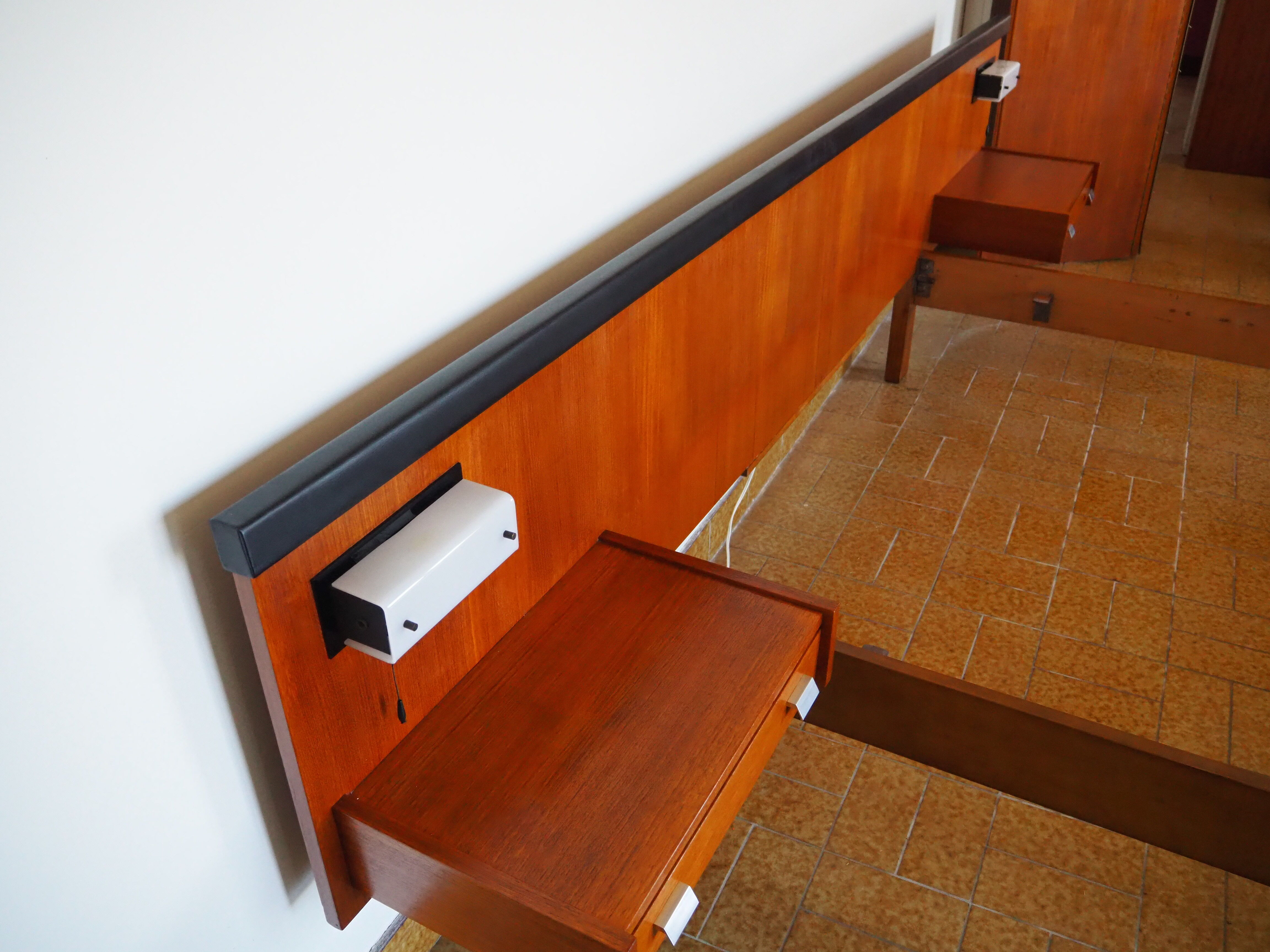 Scandinavian style bed in 140 with two integrated nightstands and two night lights