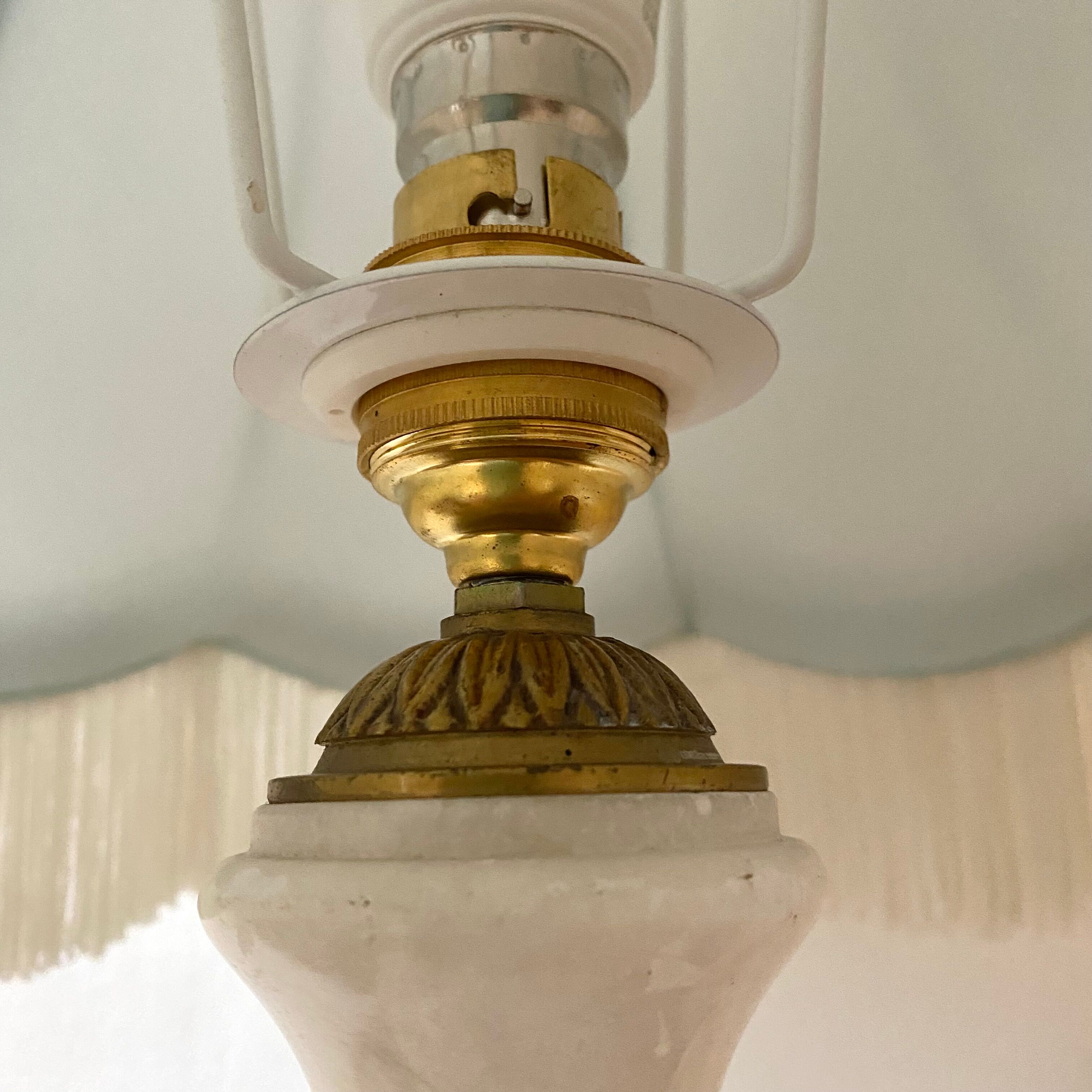 Antique lamp in albaster and brass