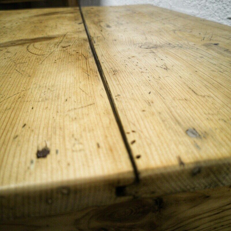 Table basse bois ancien