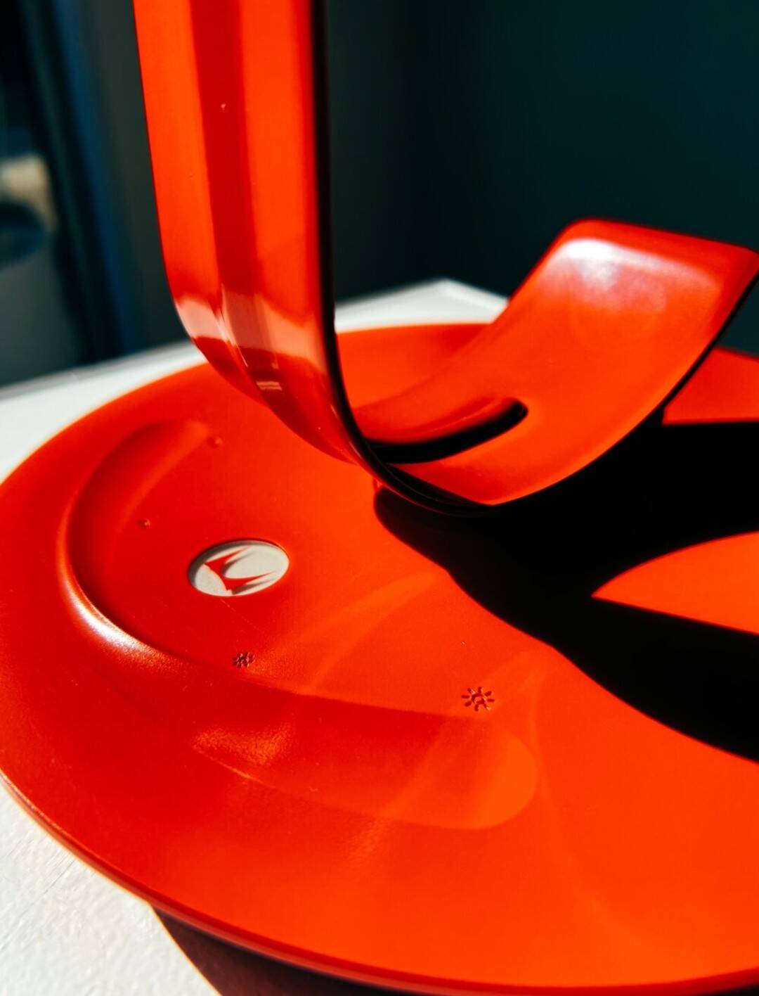 Designer desk lamp by Herman Miller 2007