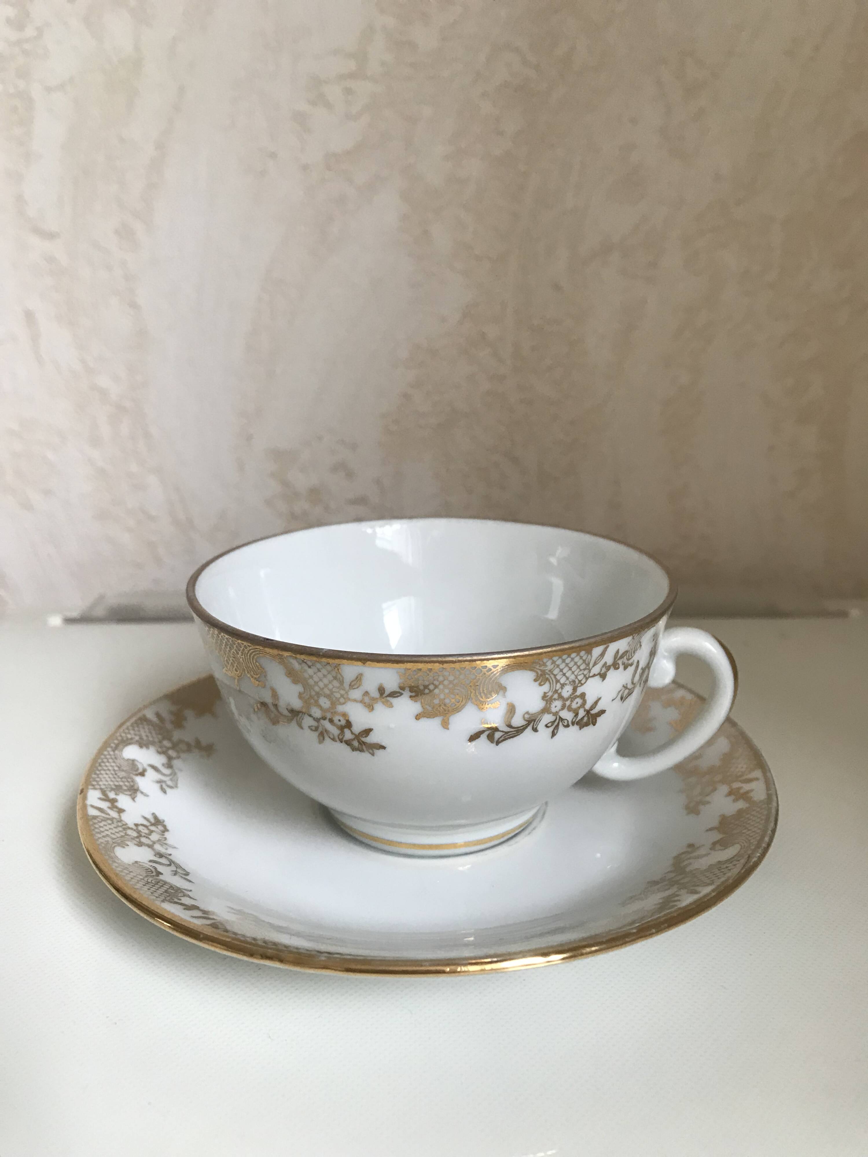 Porcelain cup