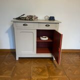 Parisian linen buffet