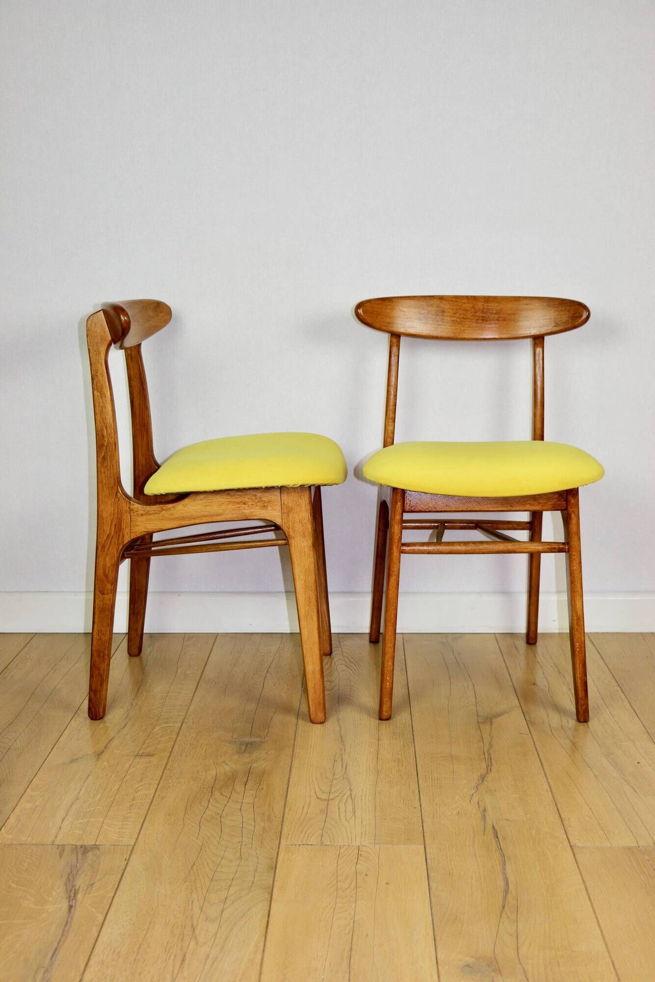 Hałas vintage chair yellow vintage - set of 4