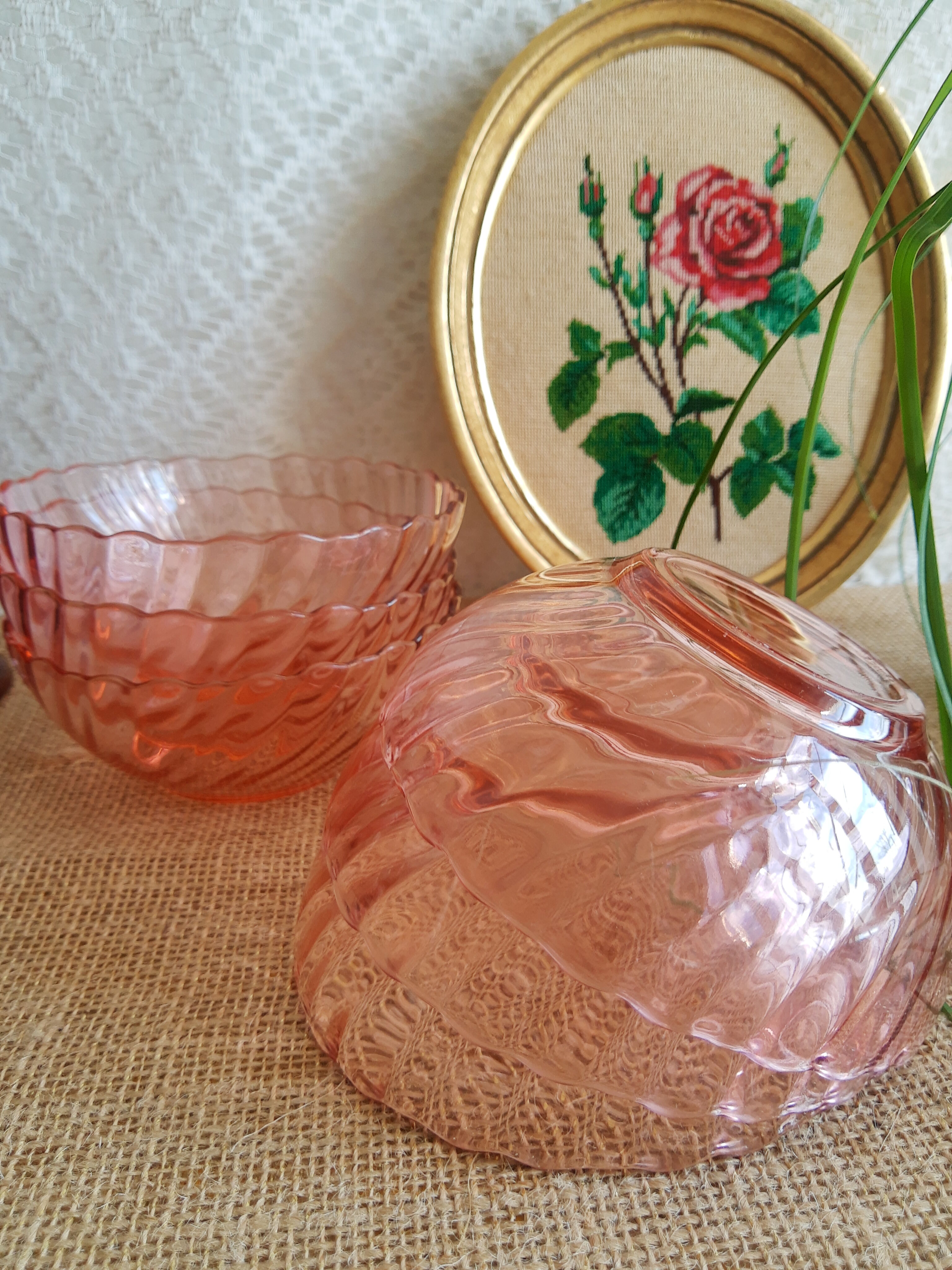 Lot de 6 coupelles  en verre rose vintage