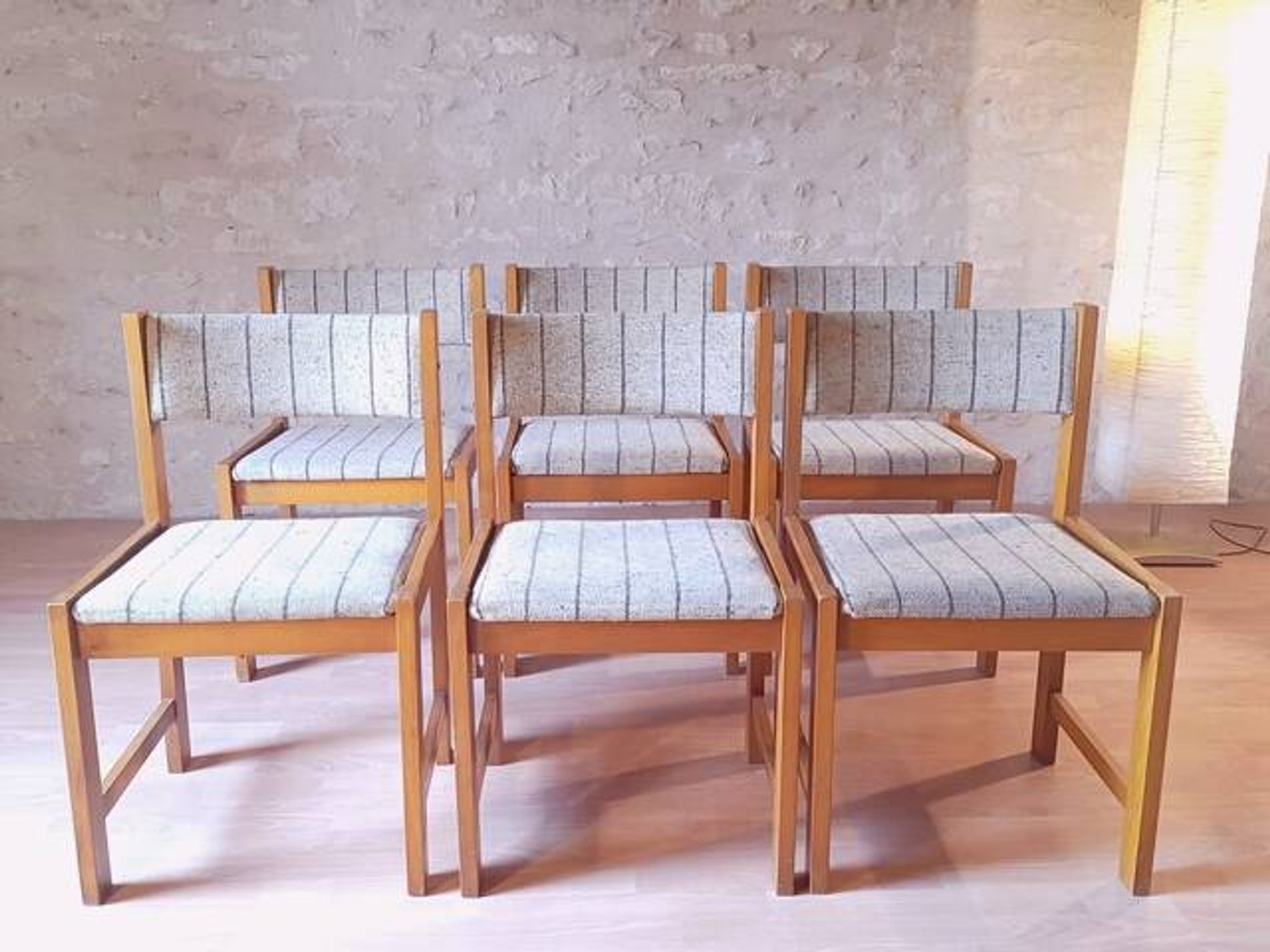 6 Danish Farstrup vintage chairs from the 1960s in solid beech.