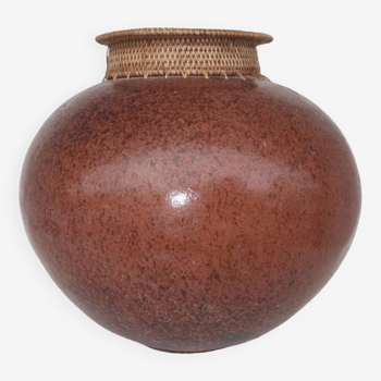 Weaving terracotta vase