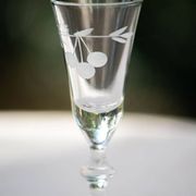 6 vintage 60's liqueur glasses in their original box.