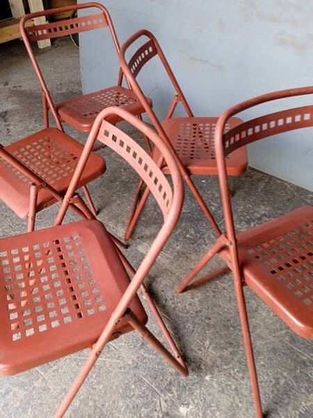 5 foldable chairs metal vintage ep 1970