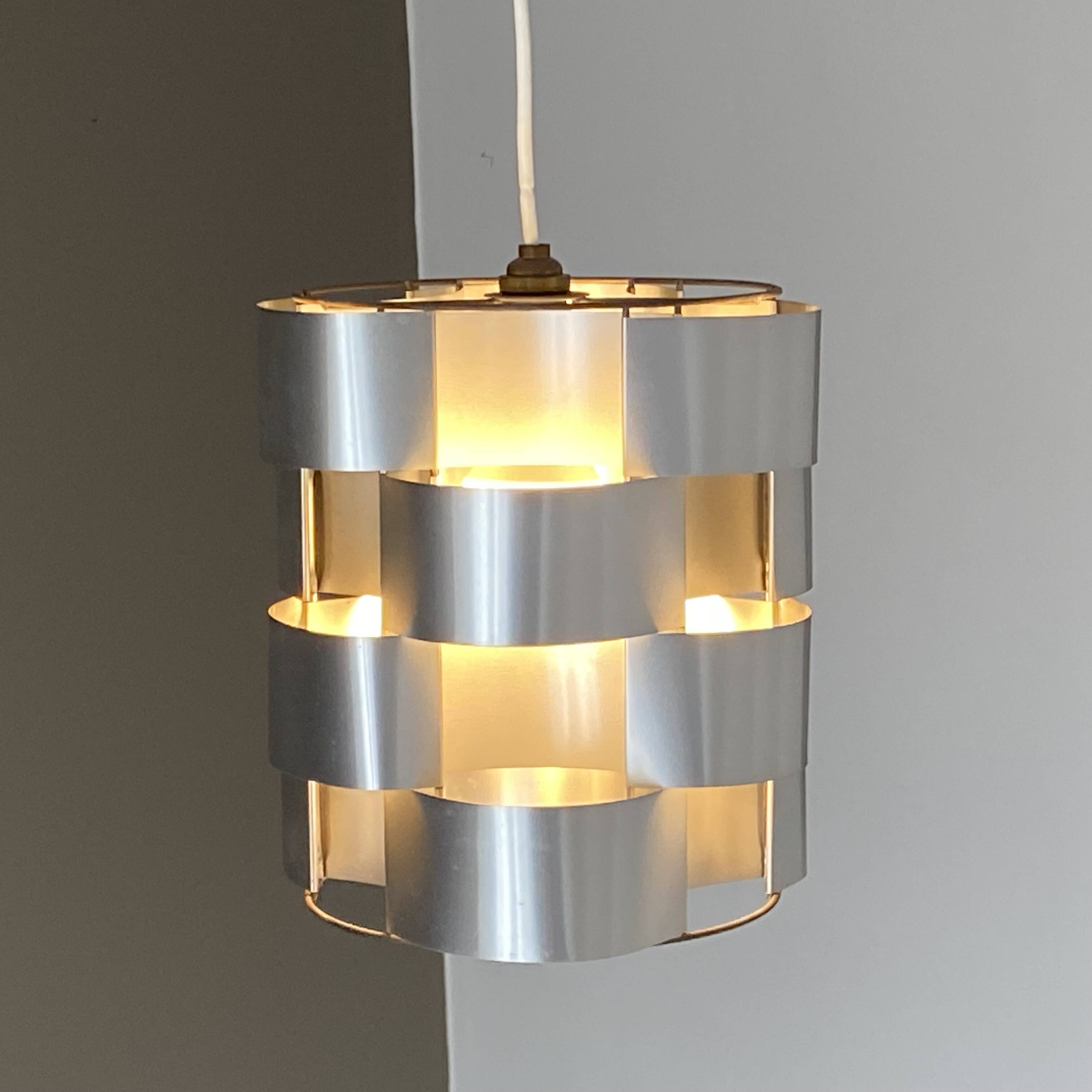 Suspension space age max sauze. 1970.