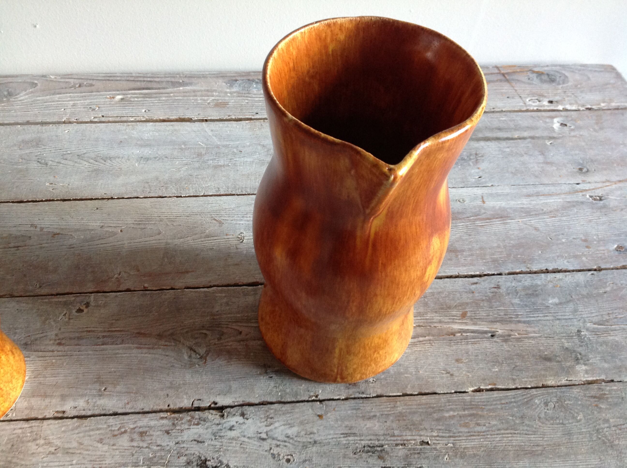 Sandstone coffee service