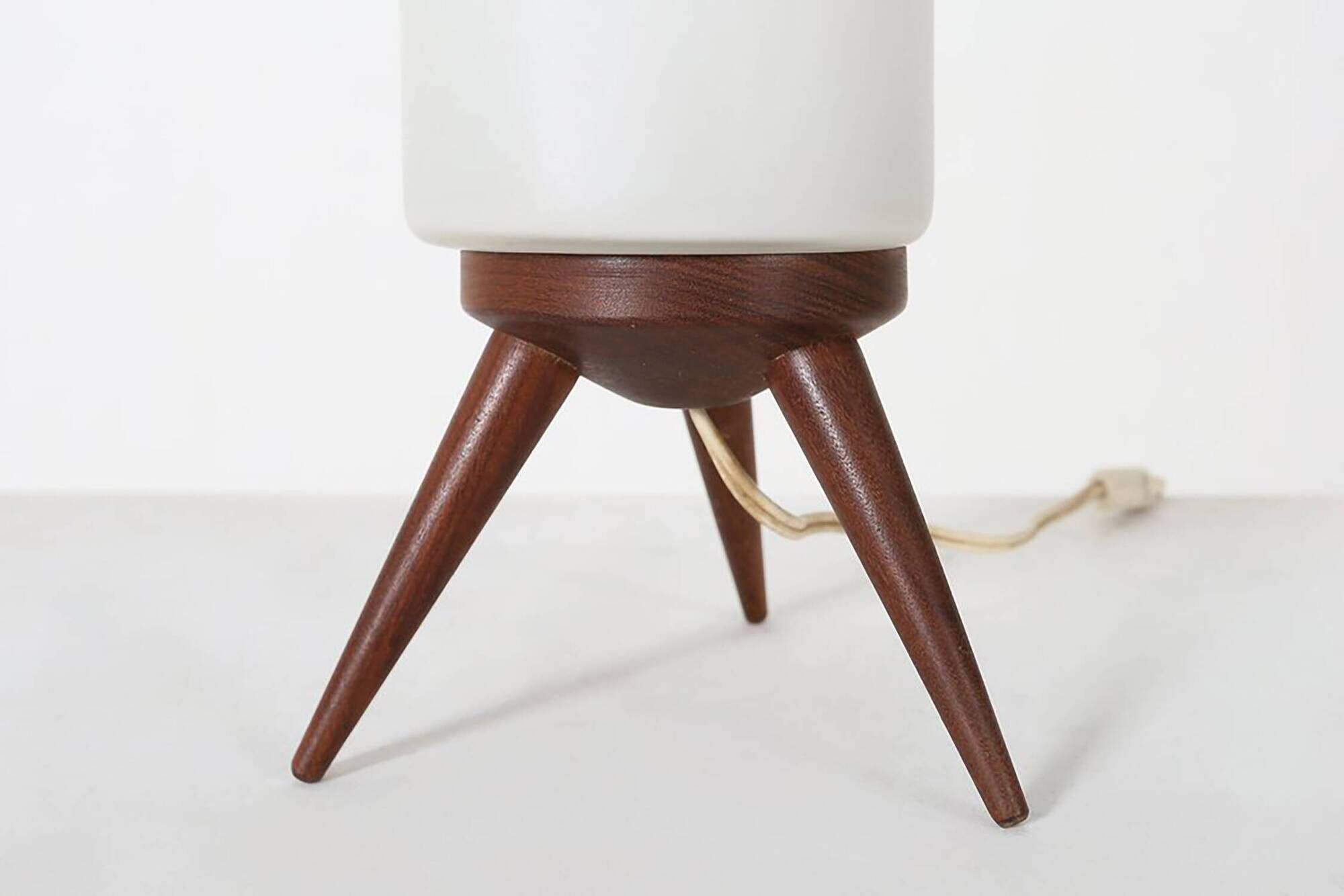 Mid-Century Modern French Table Lamp with Opaline Glass Shade, 1960s