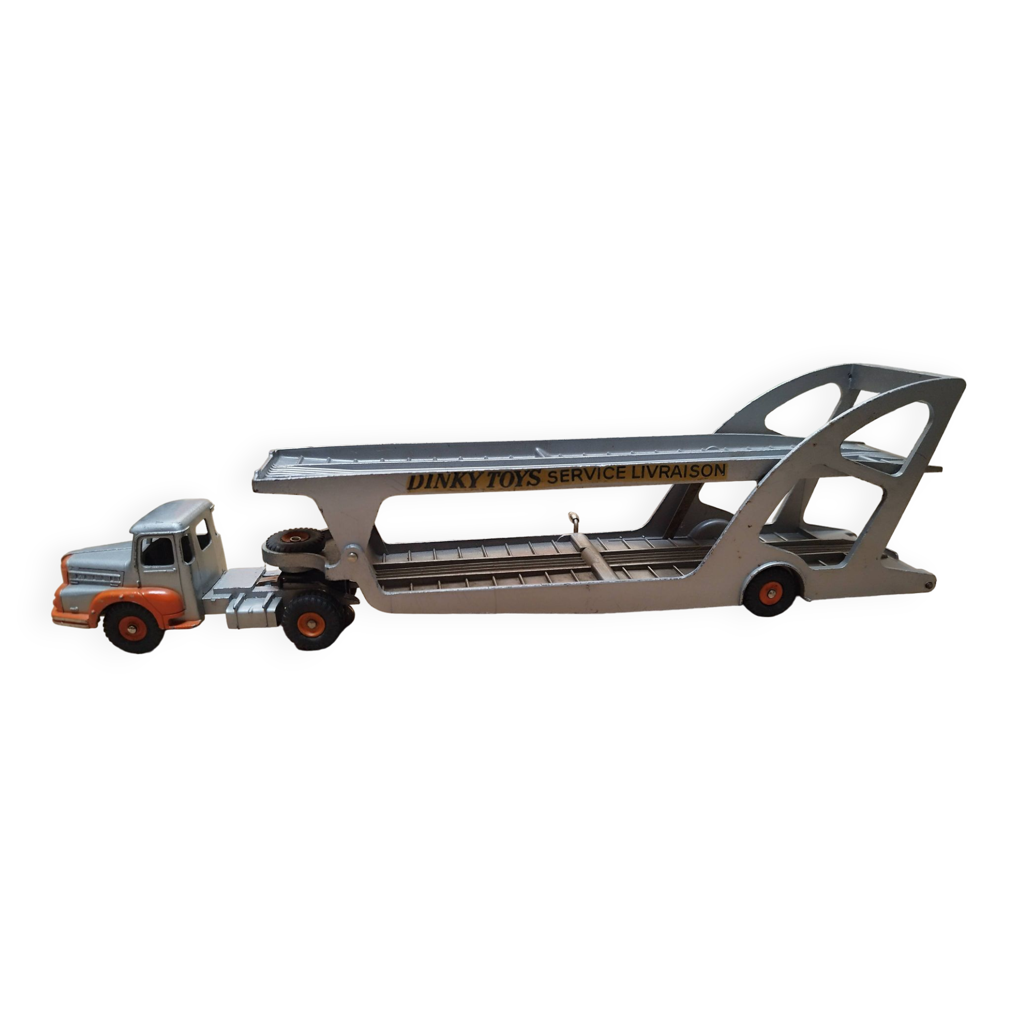 Camion Dinky toys porte voitures