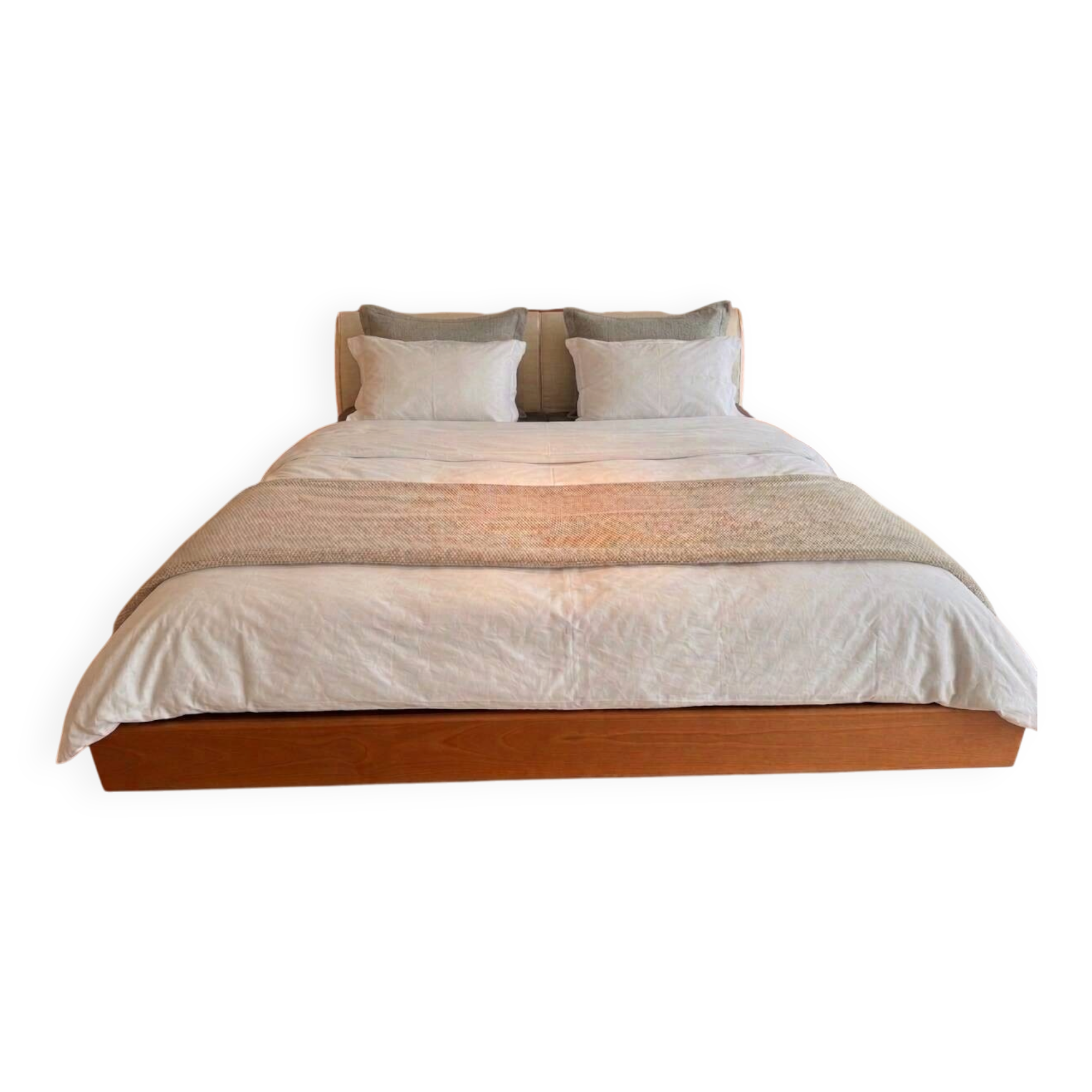 Poliform Morgante – exceptional walnut solid wood bedroom set
