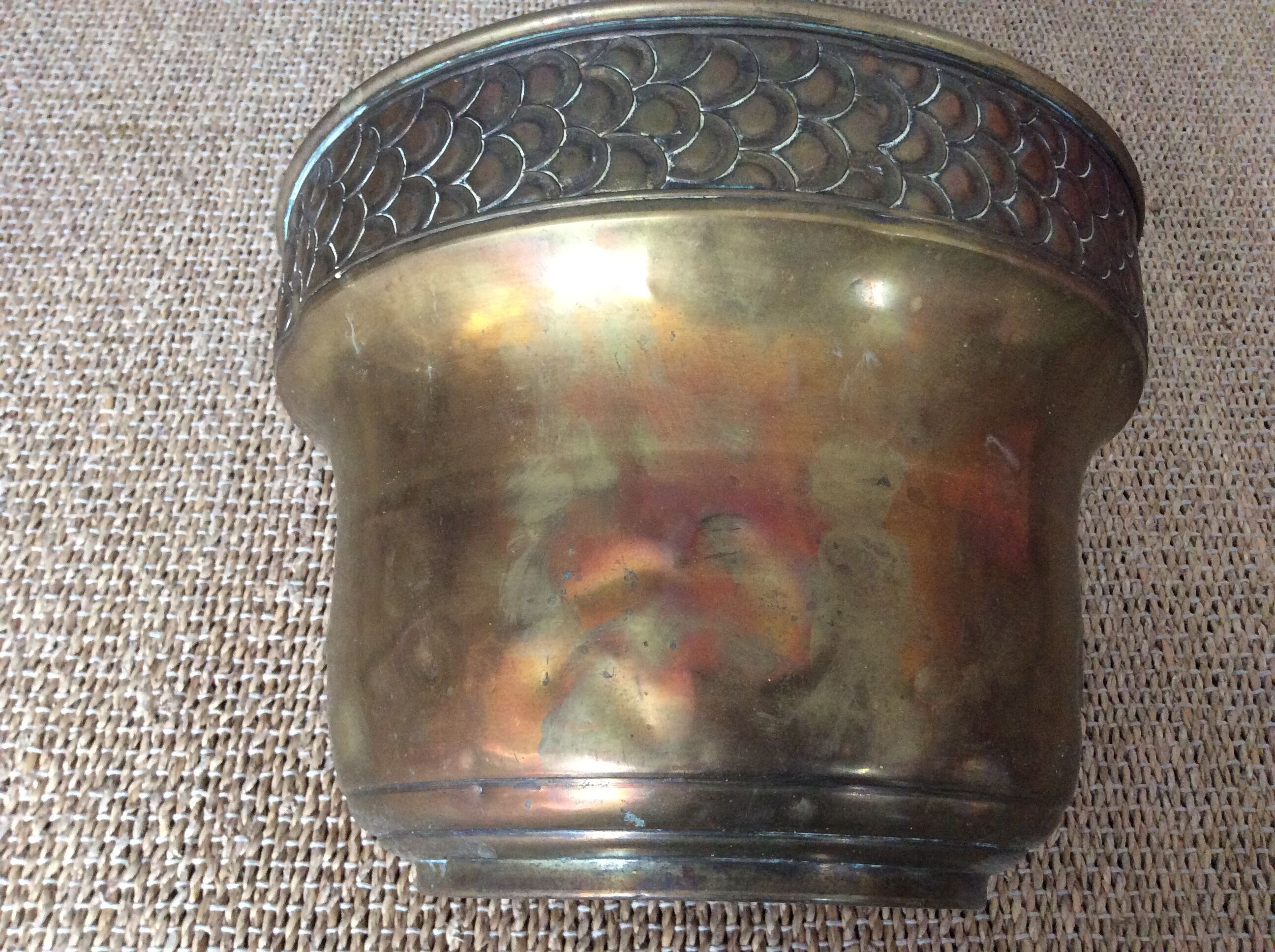 Cache pot en cuivre