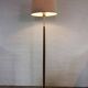 Lampadaire mi-siècle en teck et laiton Falkenbergs Belysning Suède, années 1960