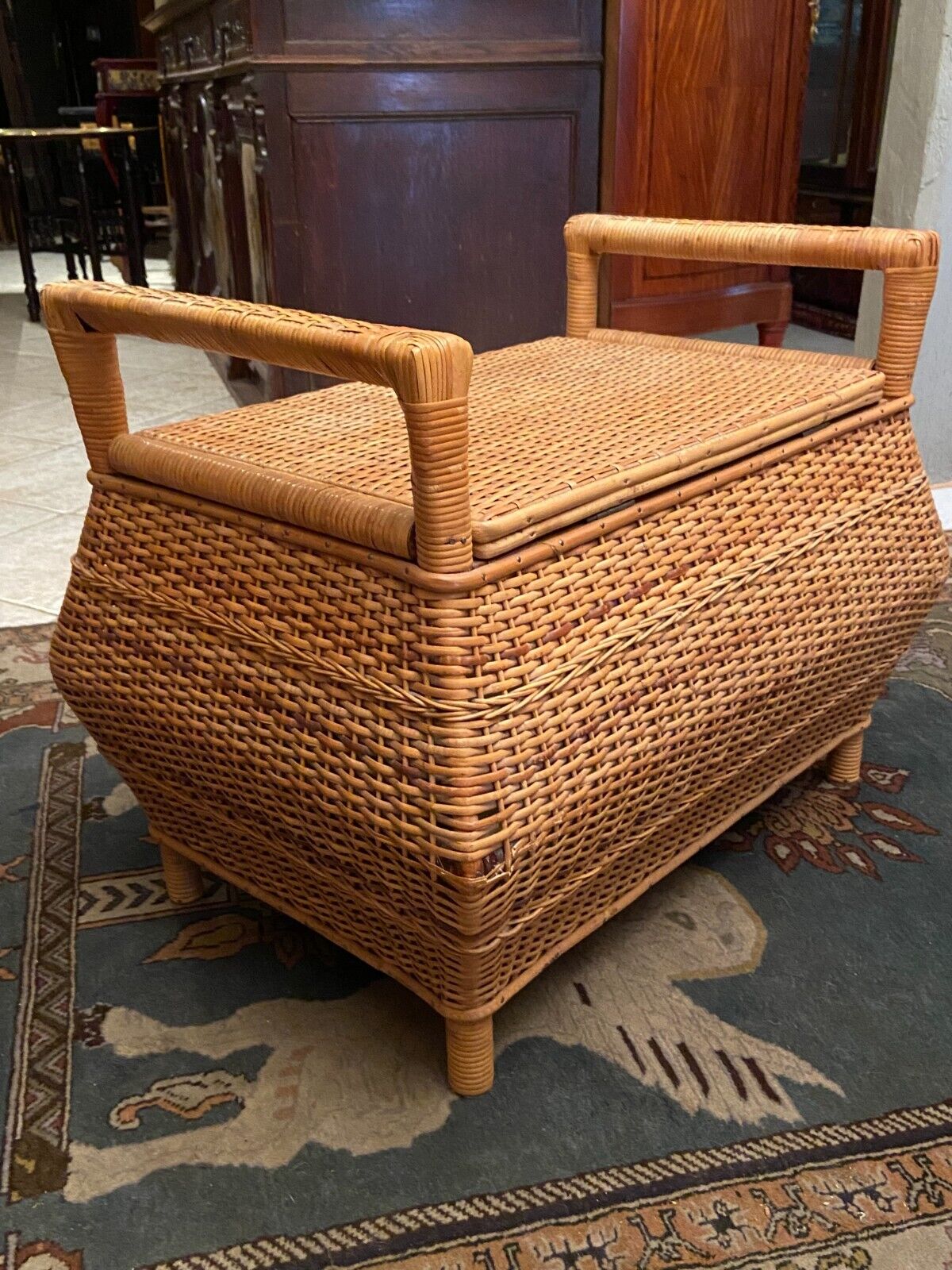 Rattan bench chest 1970-1980