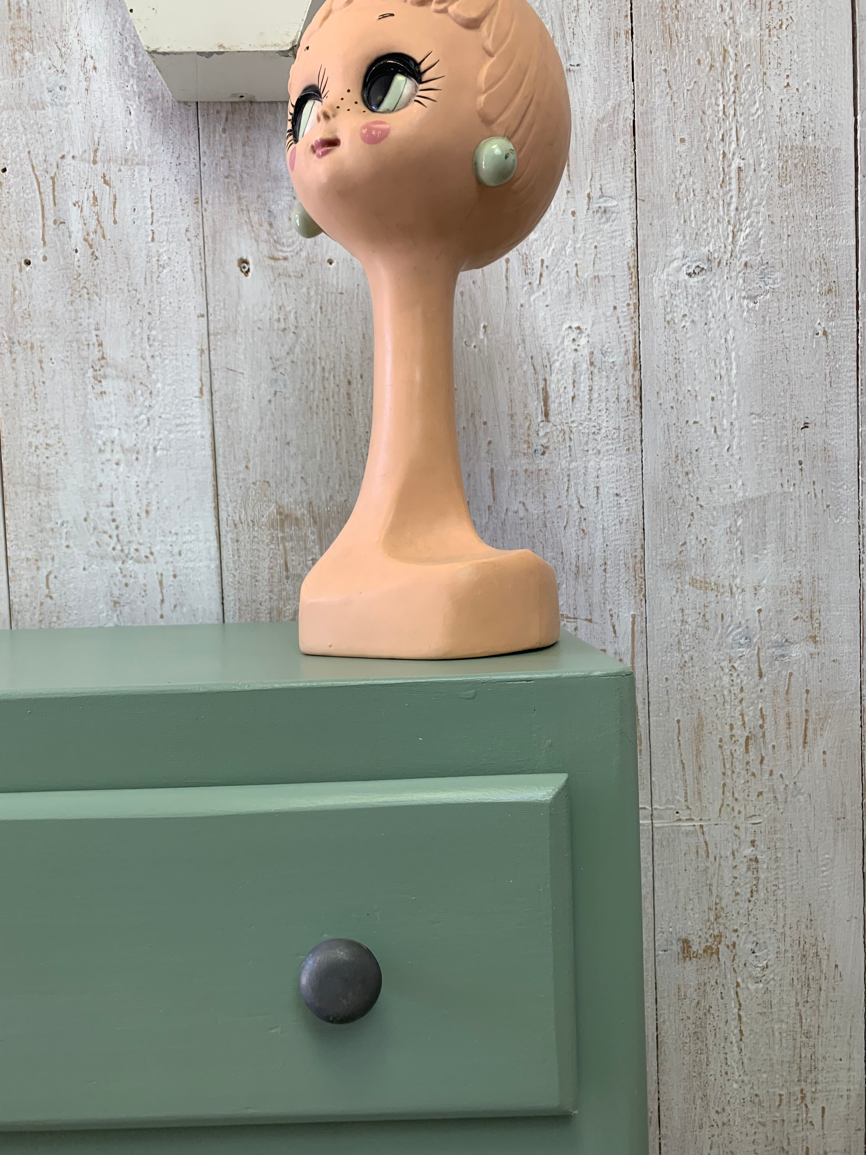 60s dresser