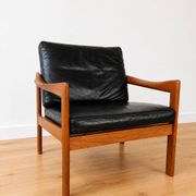 Vintage Danish Illum Wikkelsø teak lounge chair model 20