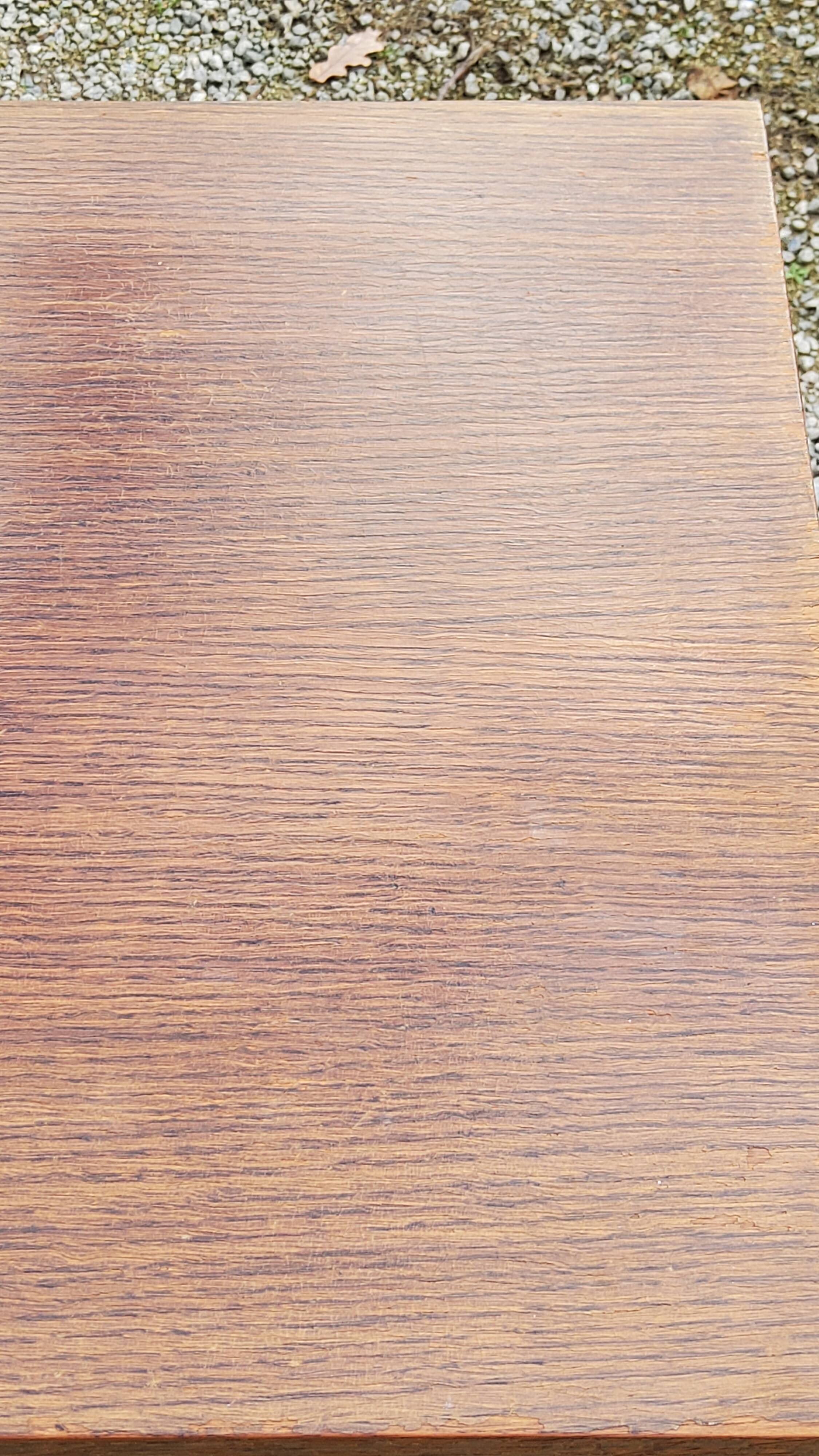 Vintage chest of drawers from the 50s/60s in oak 4 drawers feet bobbin