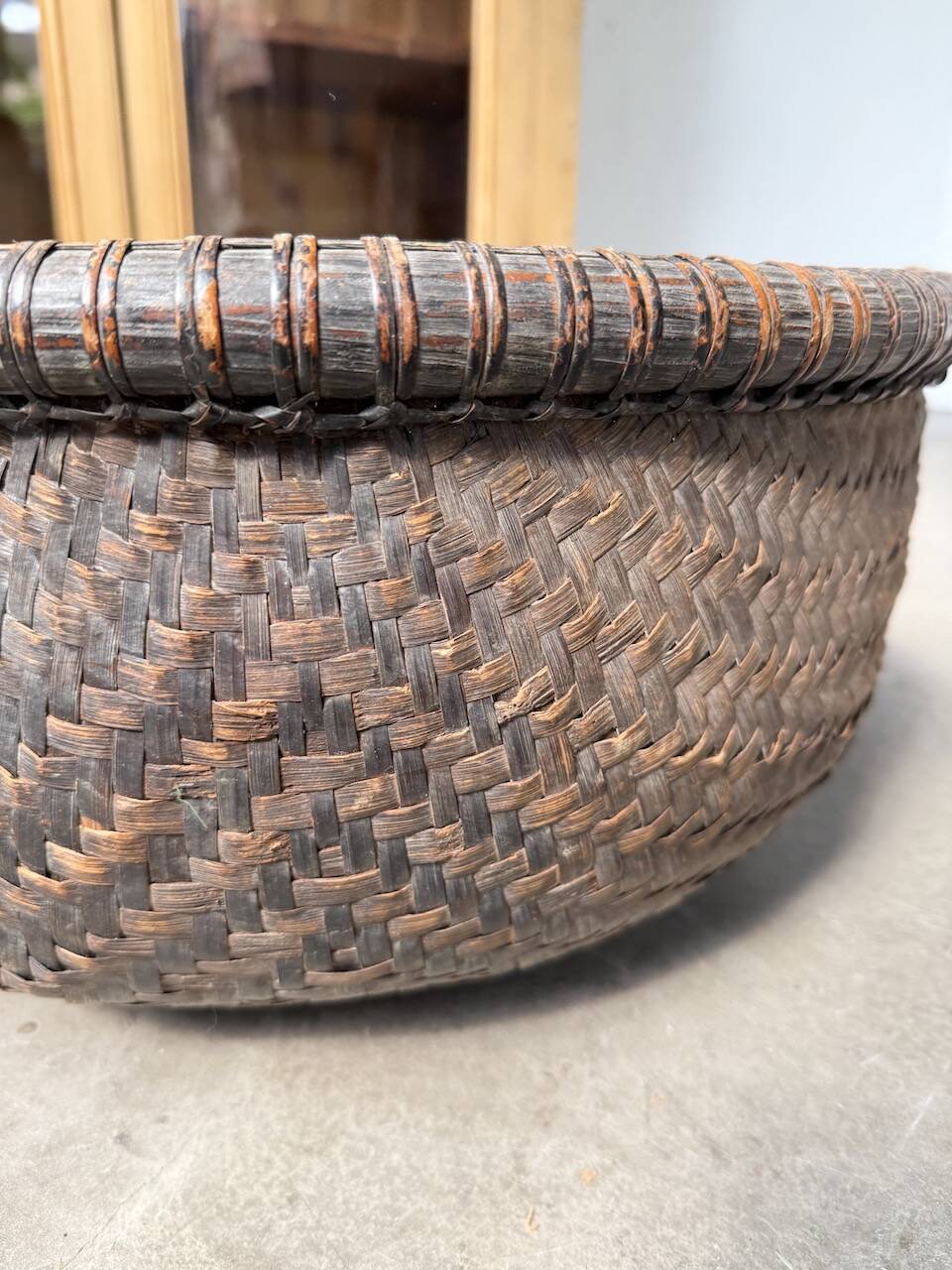 Vietnamese tea basket, mid-20th century