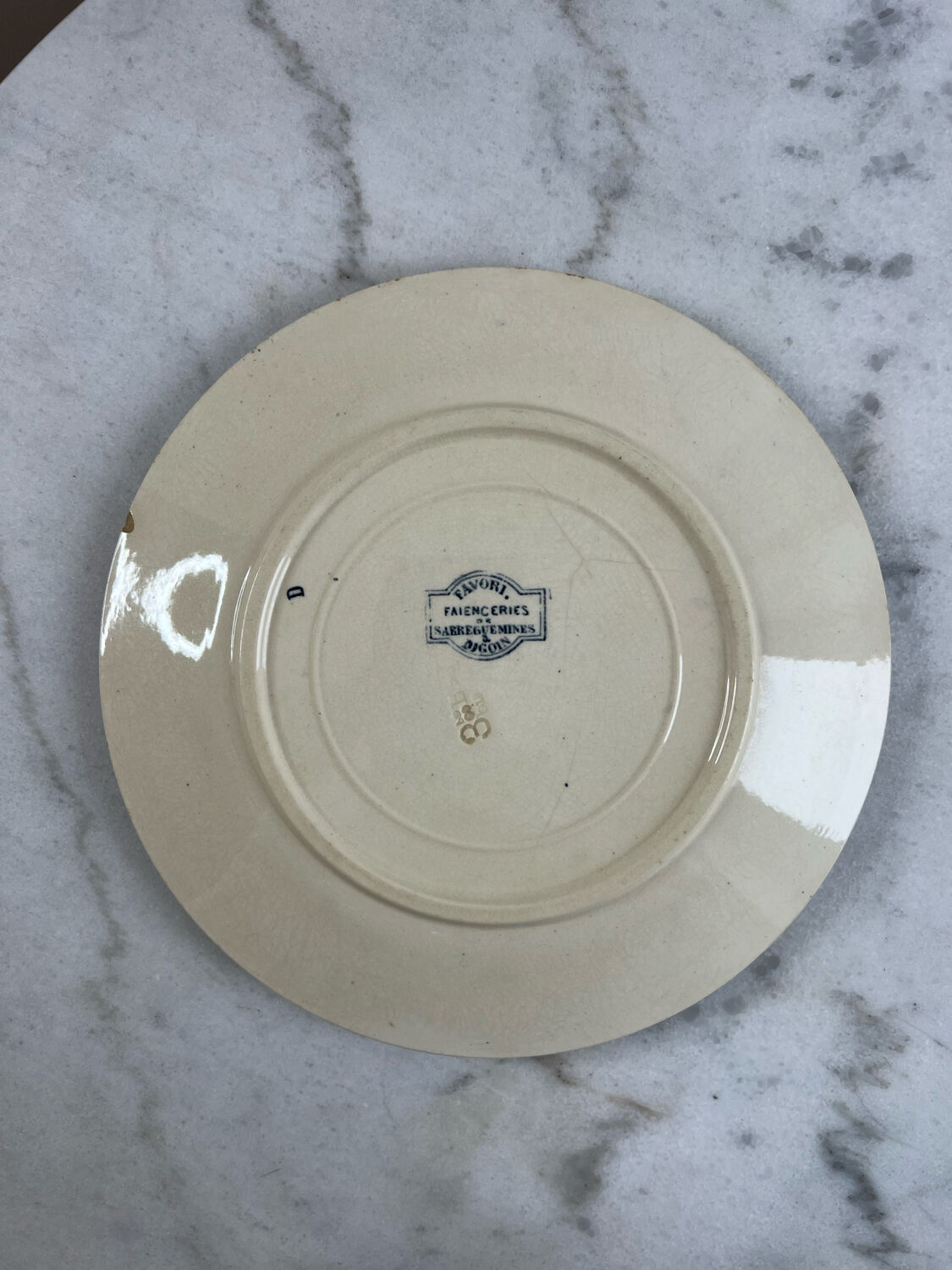 Set of two ironstone plates Sarreguemines Digoin favourite