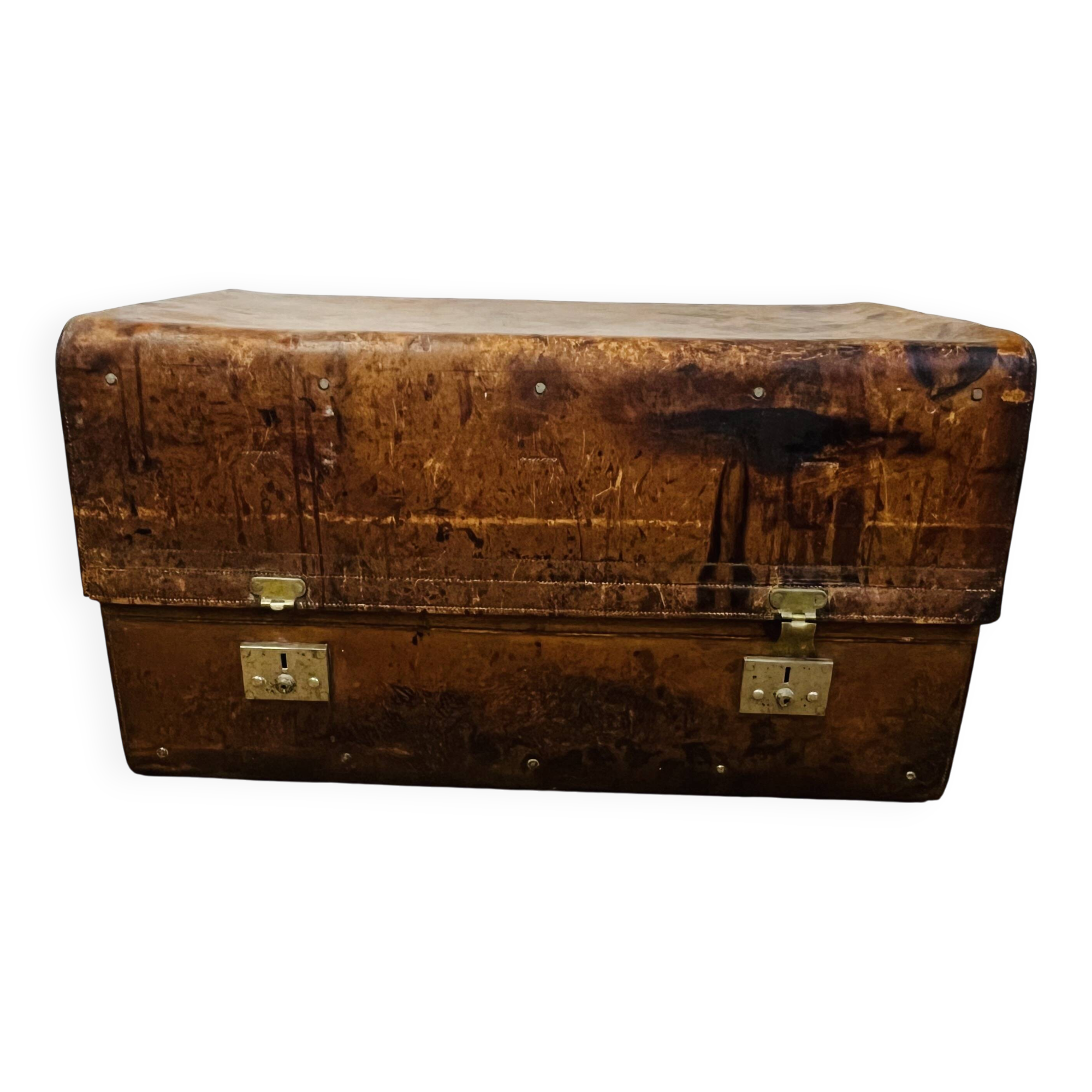 Large Gustave Keller leather trunk with multiple compartments