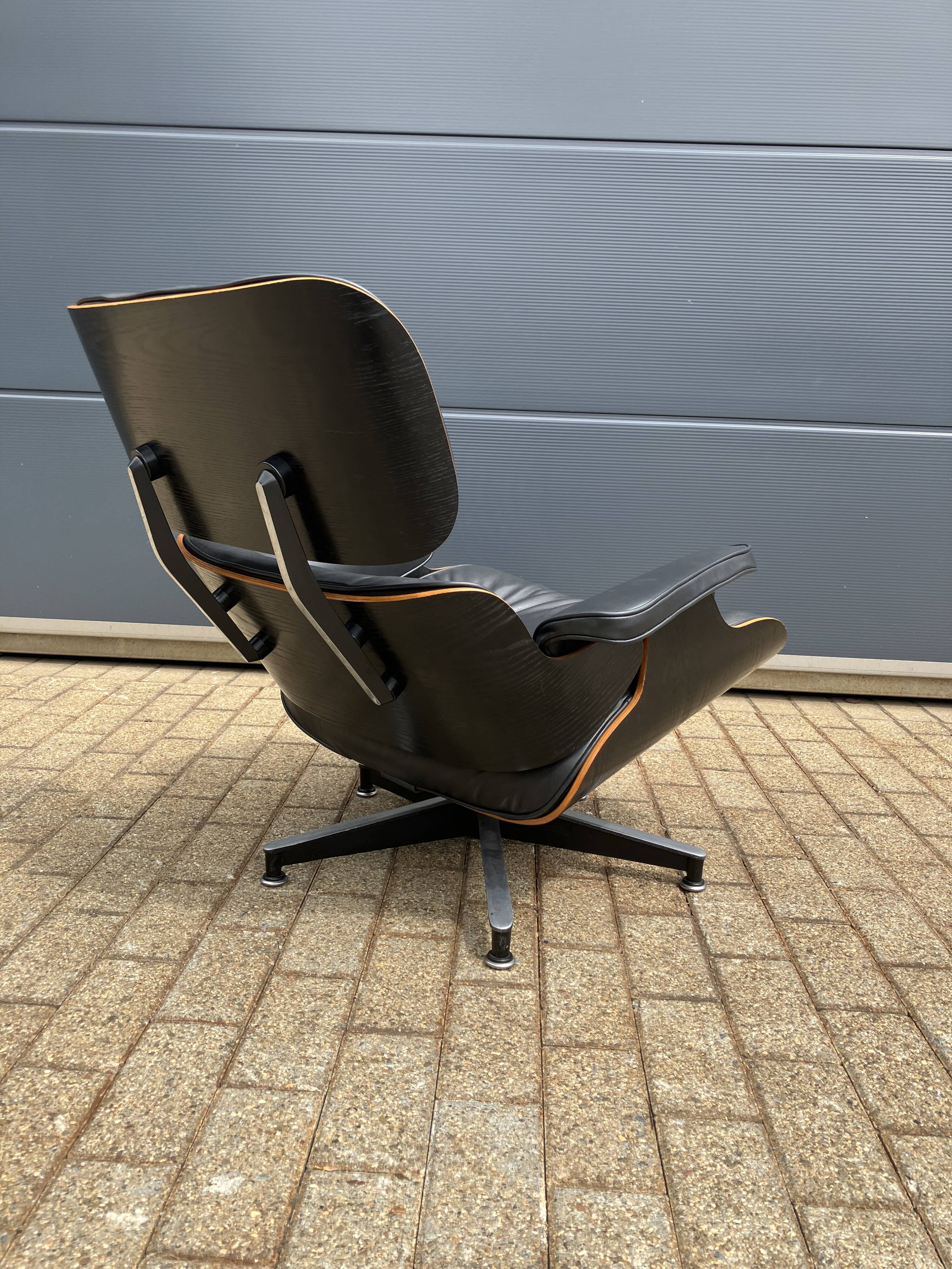 Herman Miller USA Eames Lounge chair 70’s limited edition