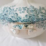 Old tureen