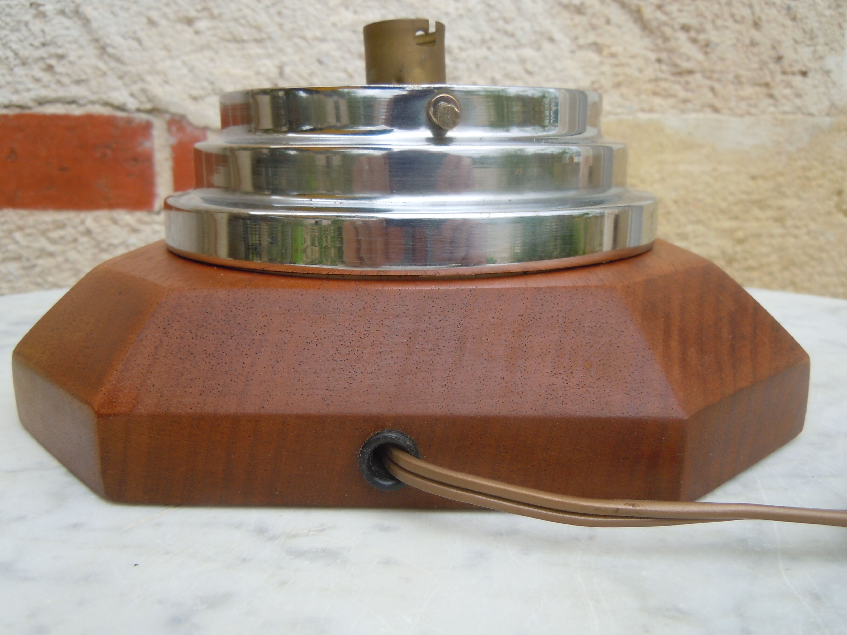 30 year old art deco glass lamp