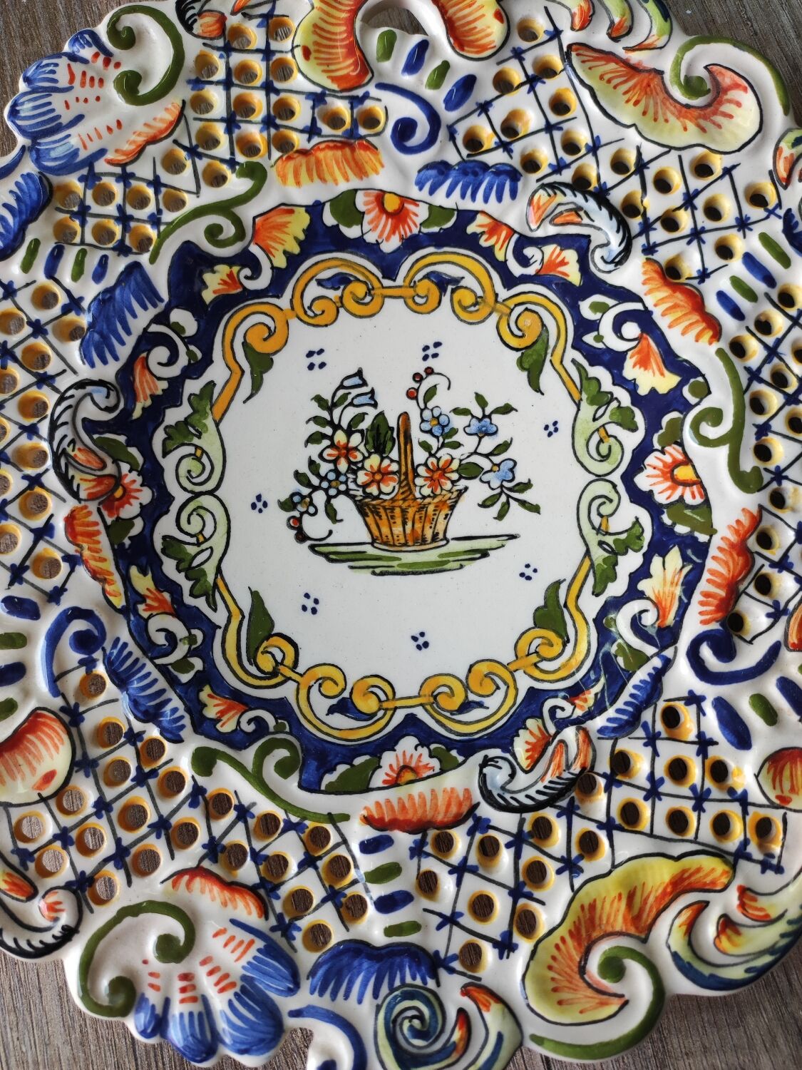 Assiette décorative Desvres