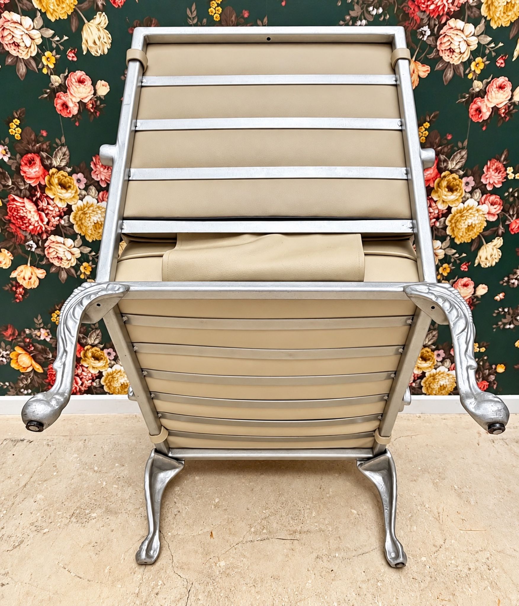 Pair of baroque design armchairs – Parisian hotel furniture