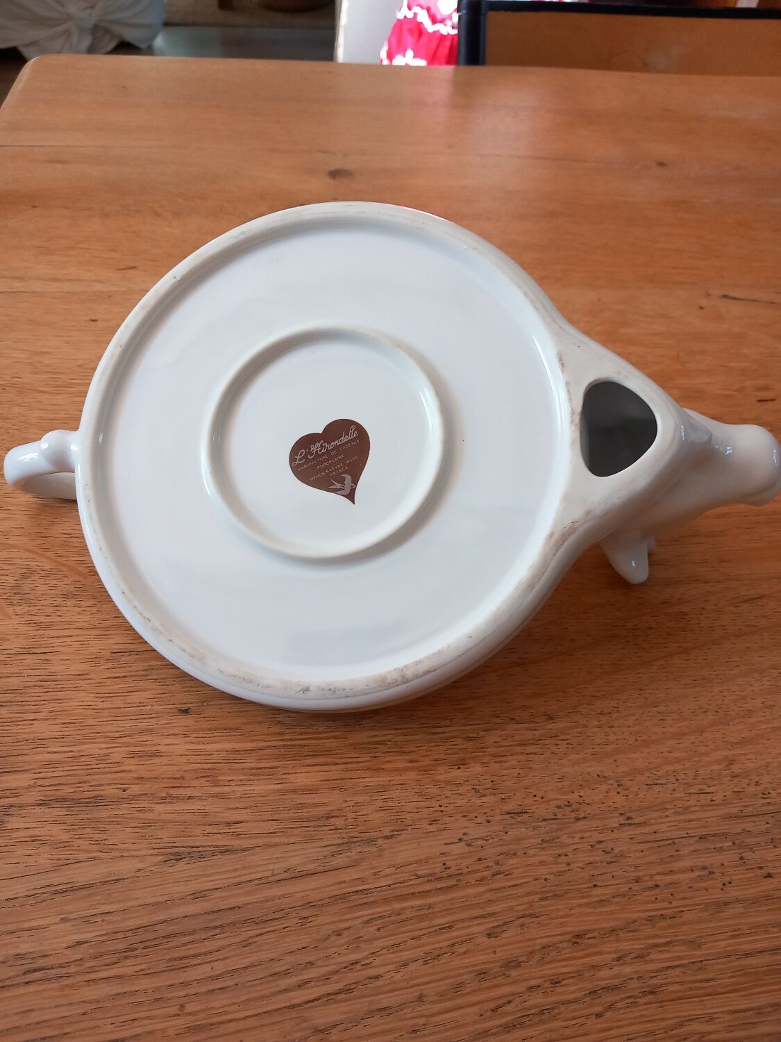Porcelain cow head dish, for camembert