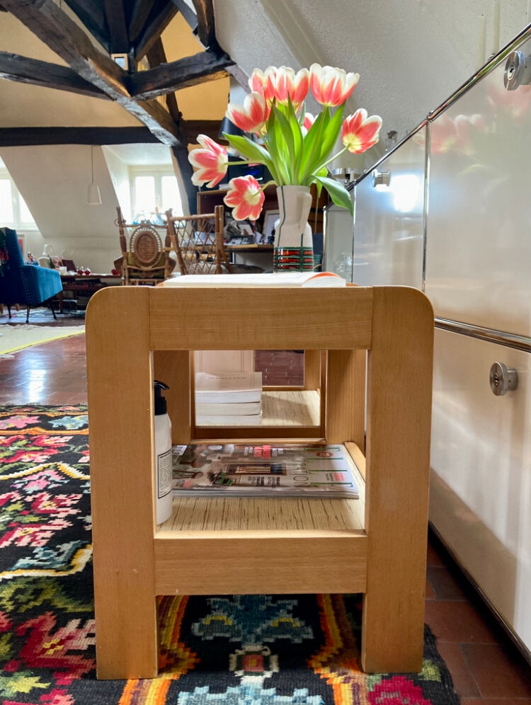 Paire de tables de chevet en orme