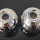 Paire de bougeoirs / photophores boules en céramique argentée effet mi