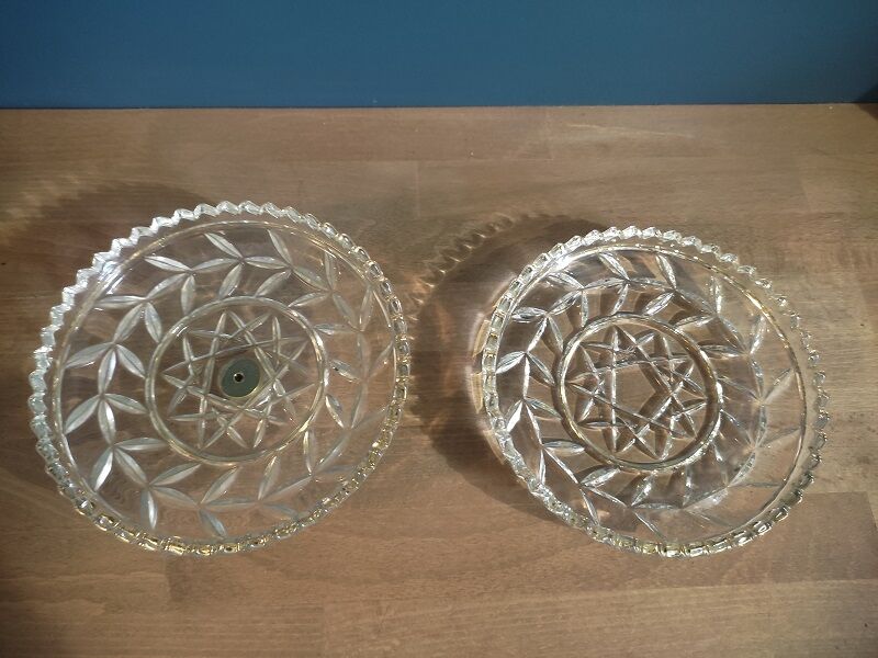 Sugar bowl in crystal molded