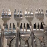 12 silver-plated oyster forks by silversmith Ercuis Valencay