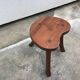 Tabouret de ferme sur pied tripode brutaliste