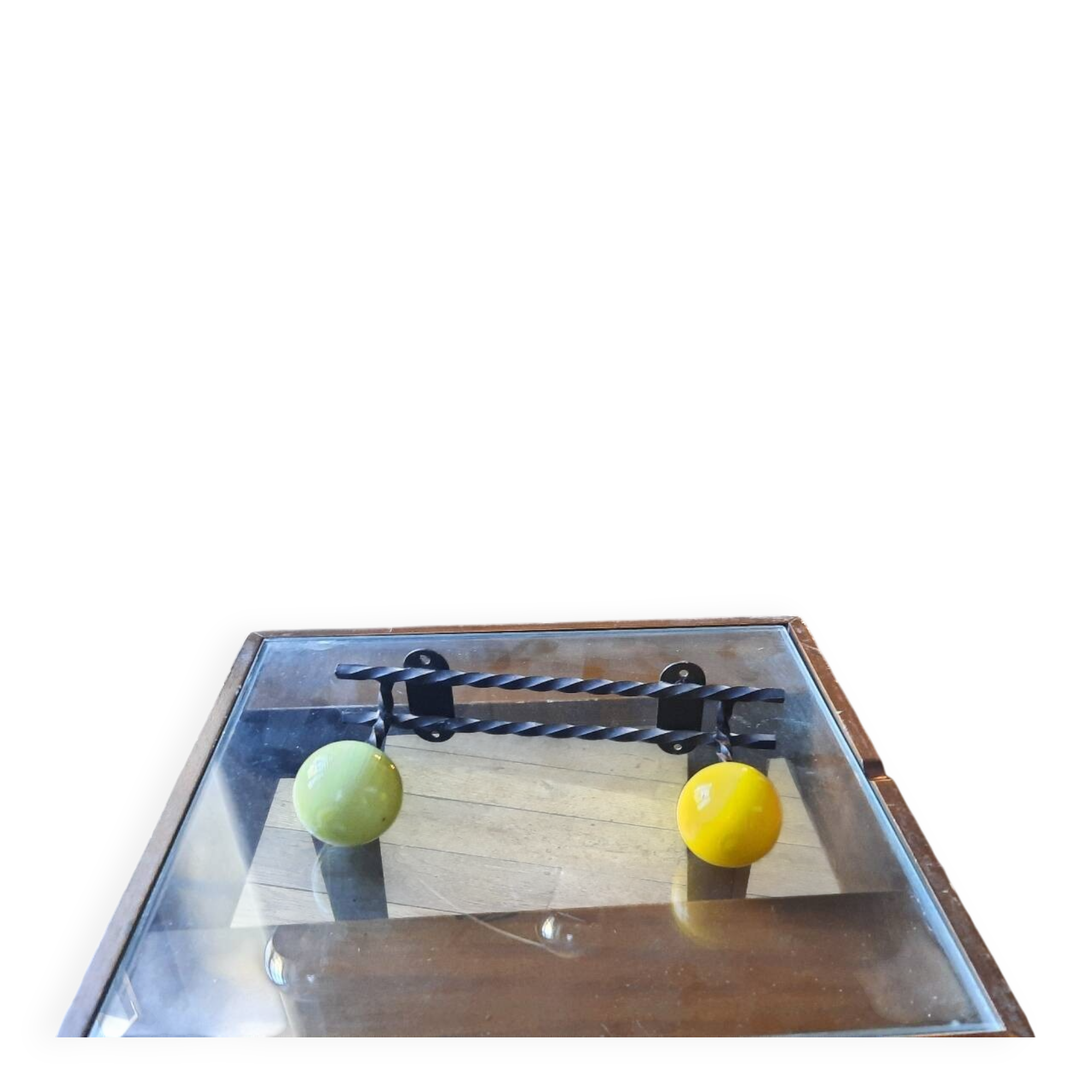 Wall-mounted coat rack