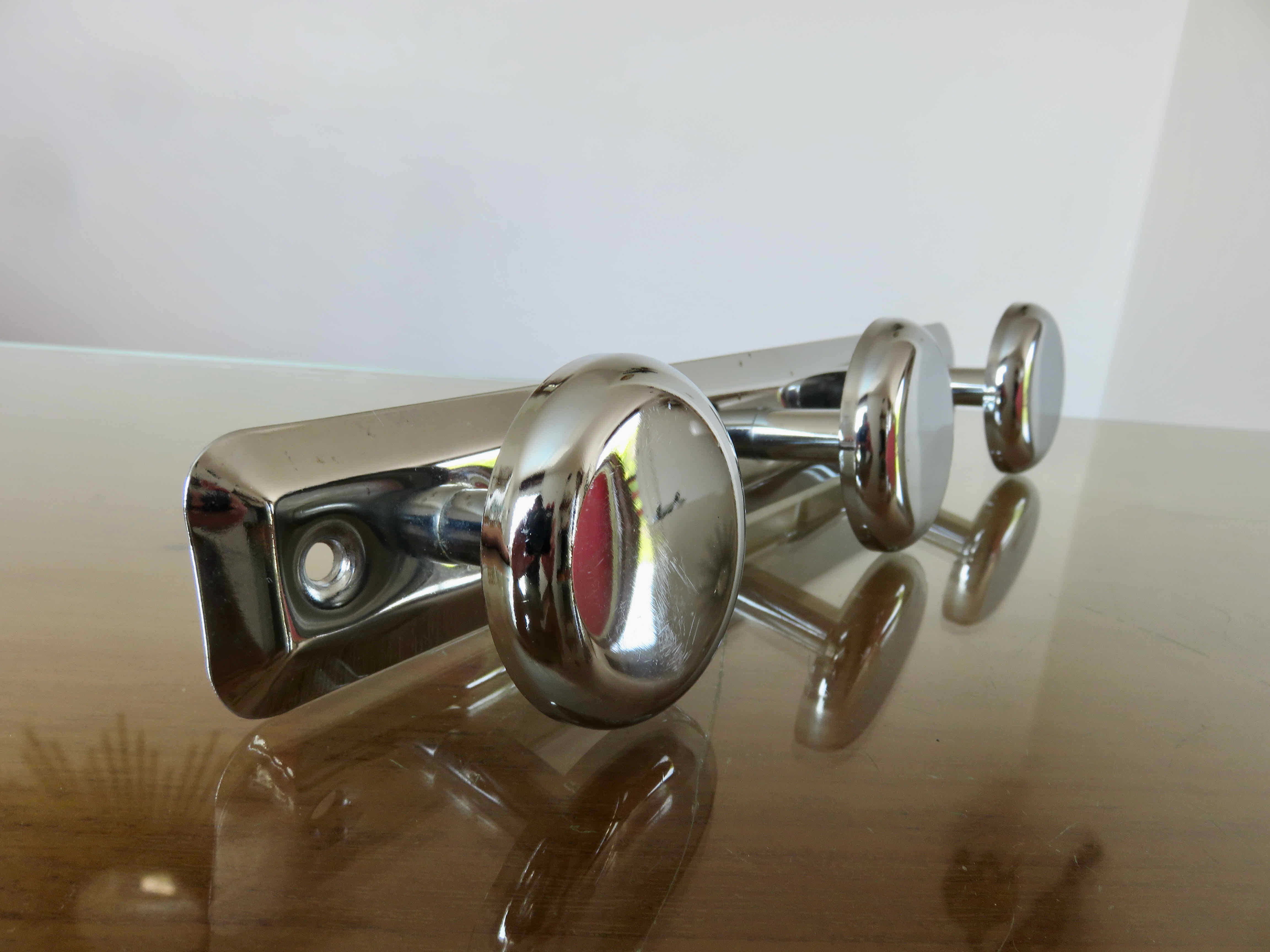 Coat rack in chromed metal 1970