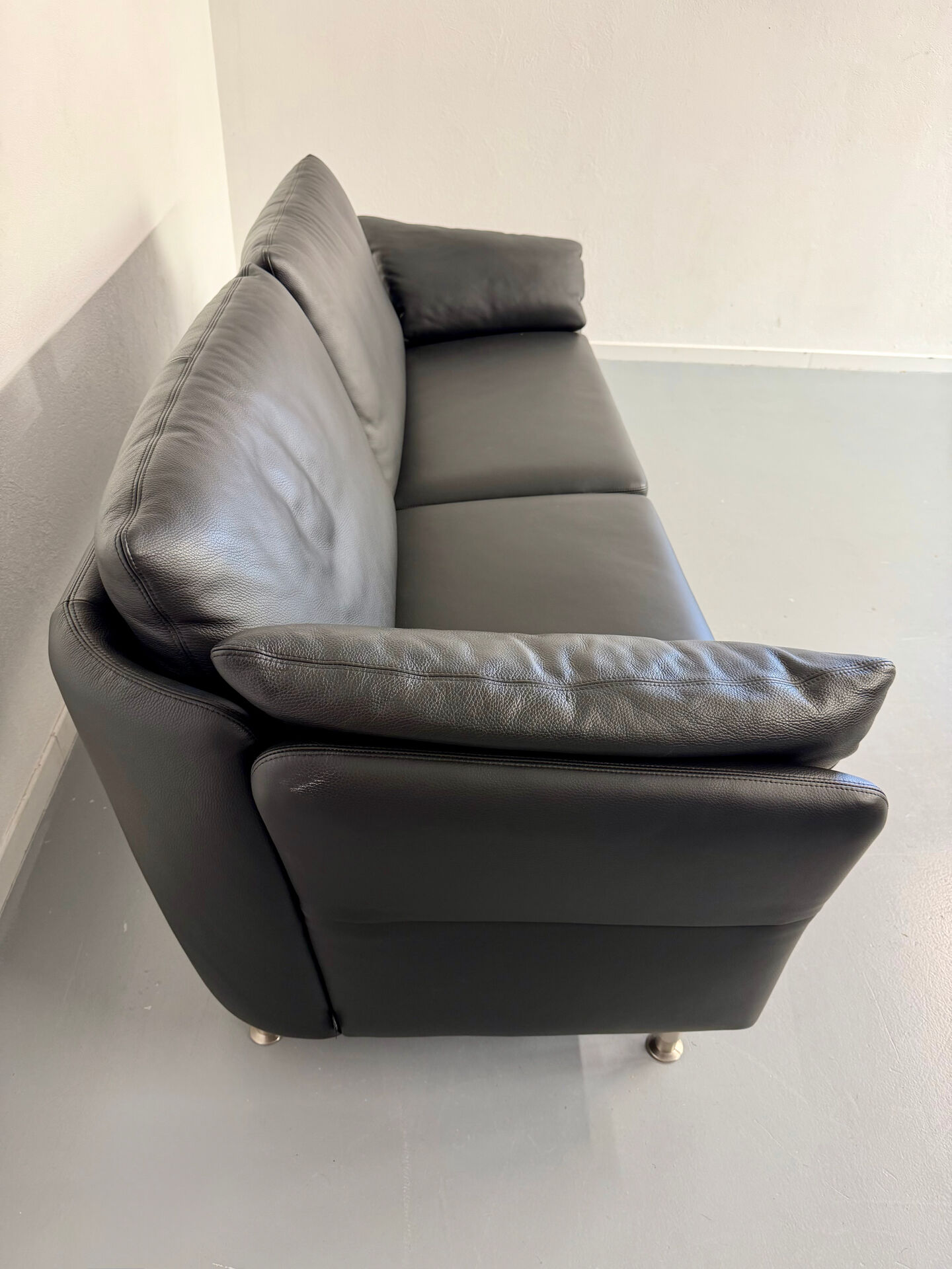 3-seater sofa Intertime I-Cielo black leather contemporary design