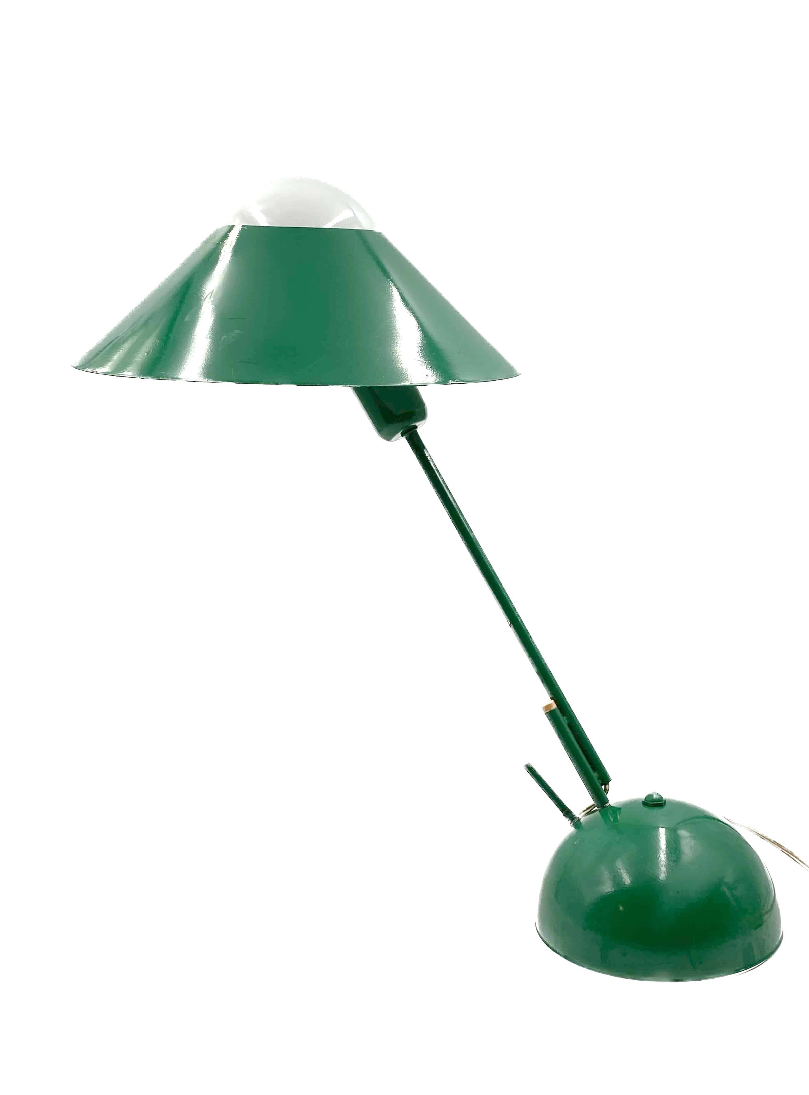 Space Age green table lamp, Italy 1970s